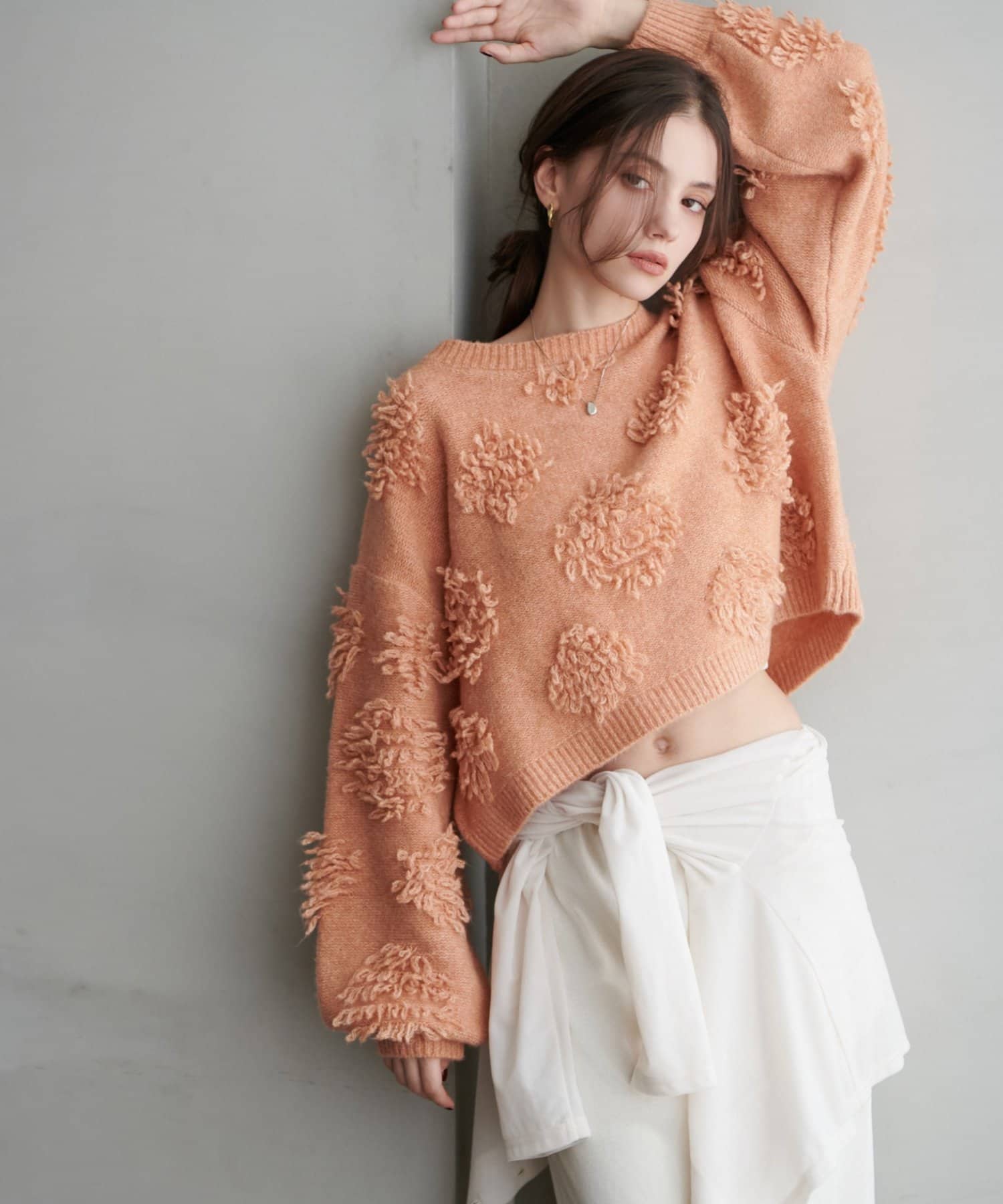 natural couture(ナチュラルクチュール) もしゃもしゃフラワーライクショートニット