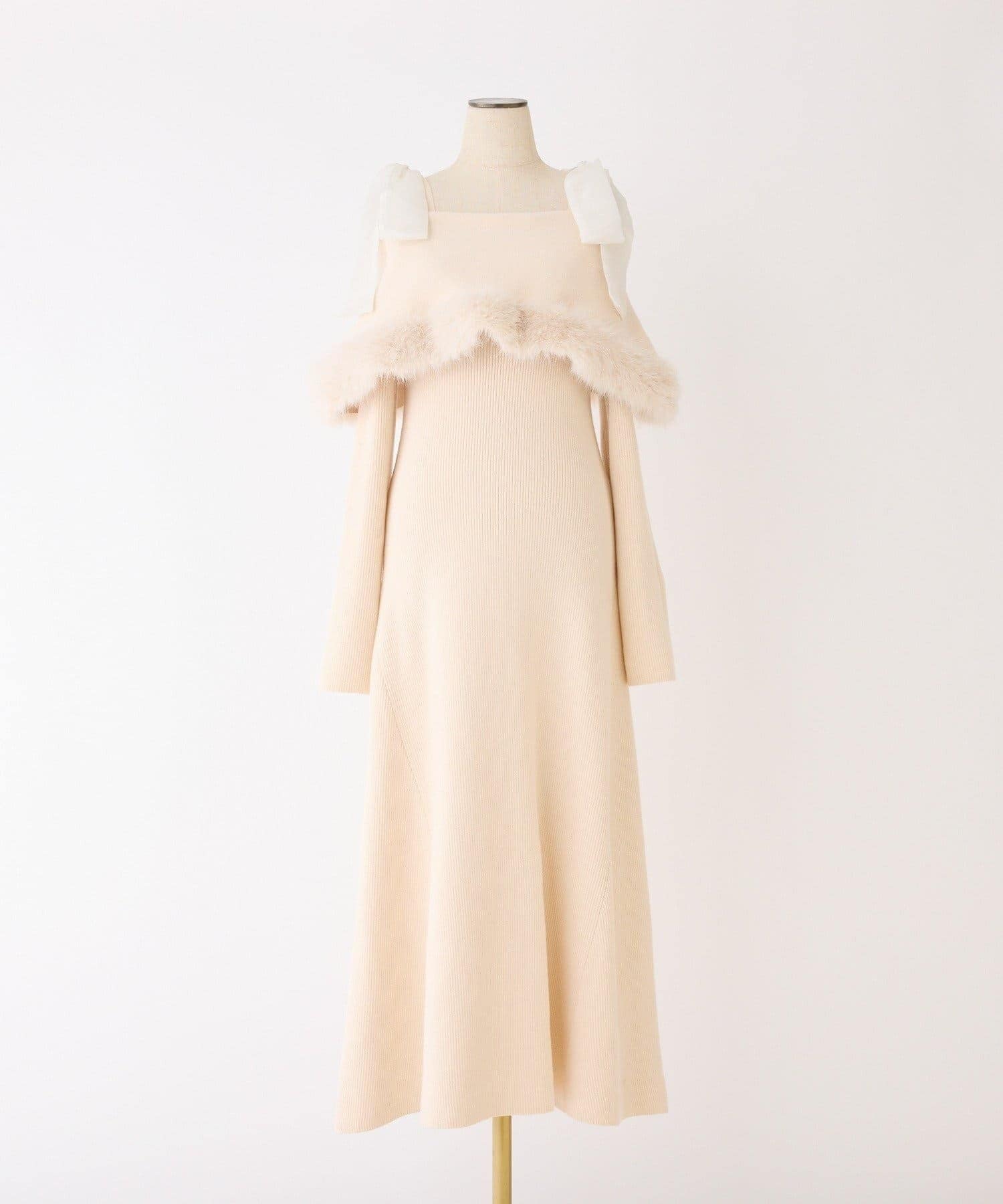 NICE CLAUP / OLIVE des OLIVE OUTLET(ナイスクラップ  / オリーブ デ オリーブ アウトレット) 【 one after another】オフショルファーニットワンピ