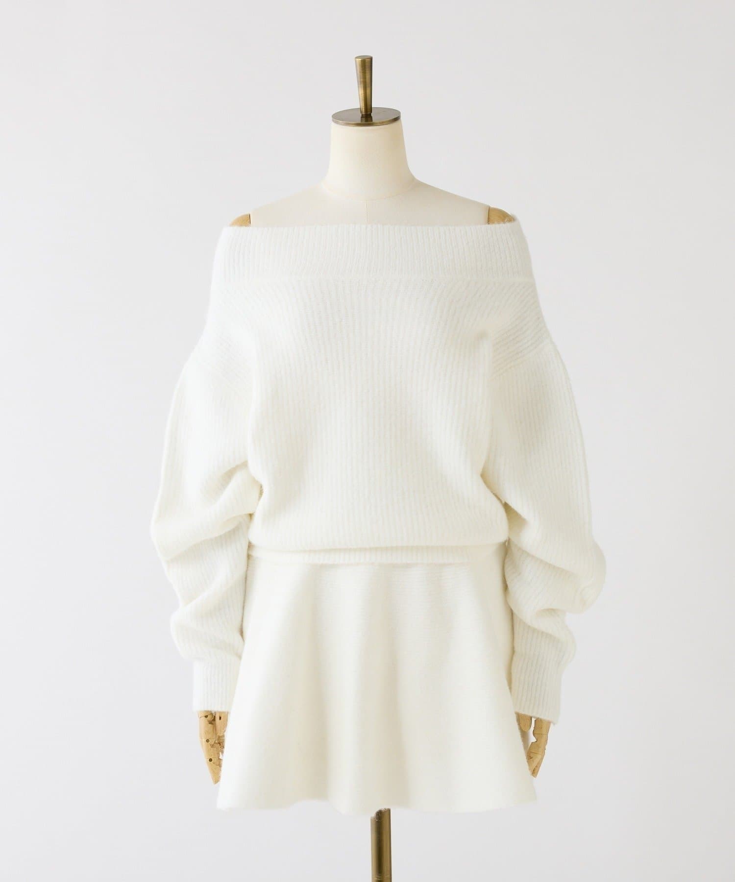 NICE CLAUP / OLIVE des OLIVE OUTLET(ナイスクラップ  / オリーブ デ オリーブ アウトレット) 【one after another】オフショルニットセットアップ