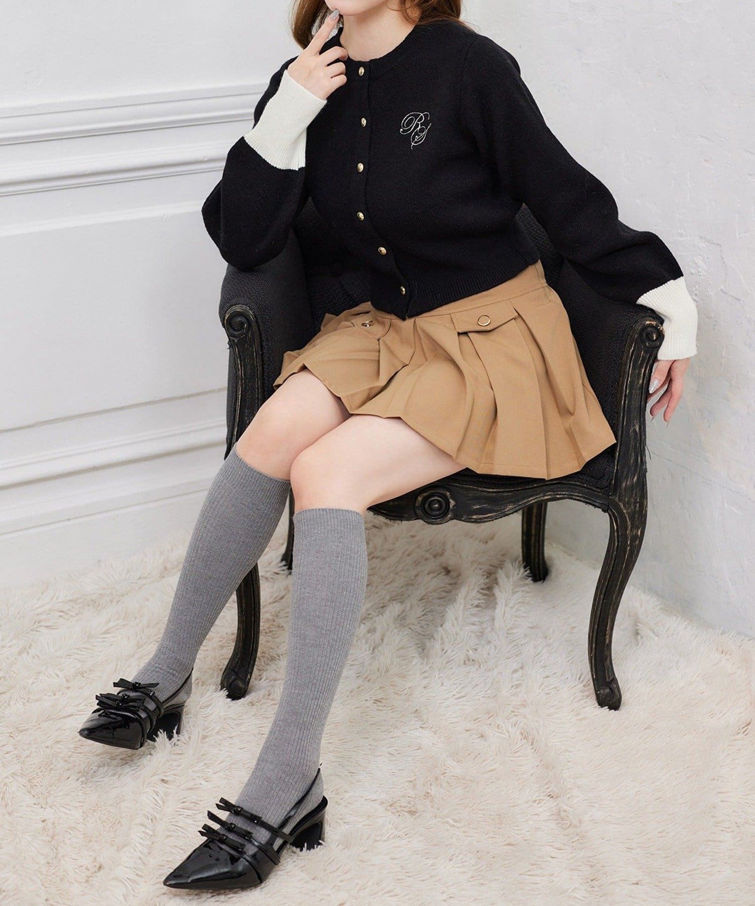 NICE CLAUP / OLIVE des OLIVE OUTLET(ナイスクラップ  / オリーブ デ オリーブ アウトレット) 【one after another 】刺繍入りカーデ