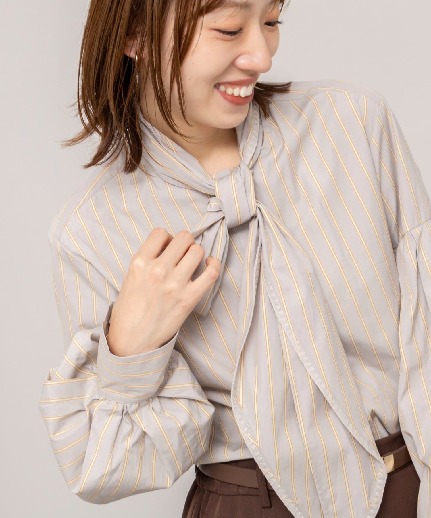 NOLLEY'S(ノーリーズ) stripe embroidery tie blouse