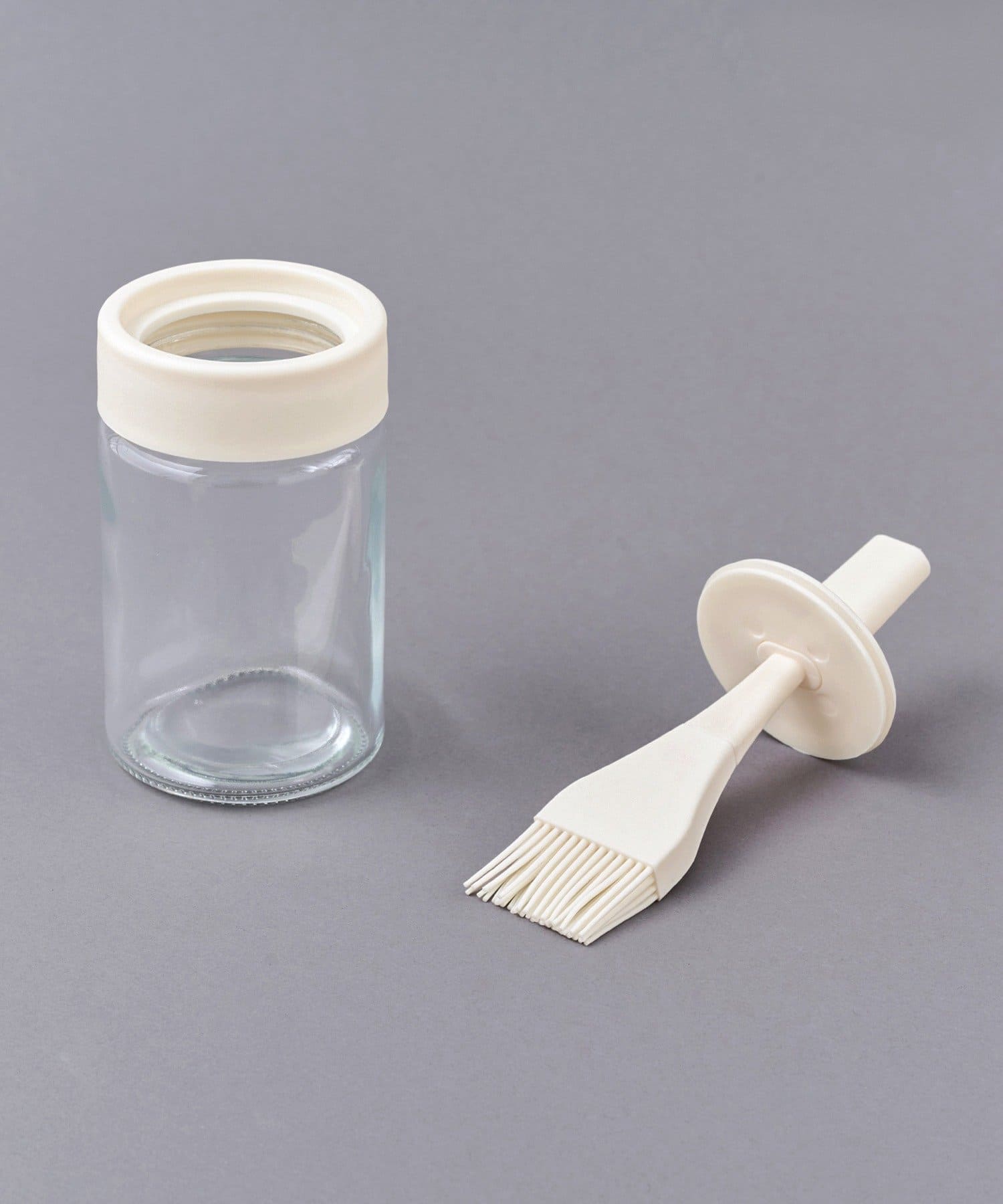 3COINS(スリーコインズ) ハケつきオイルボトル：240ml