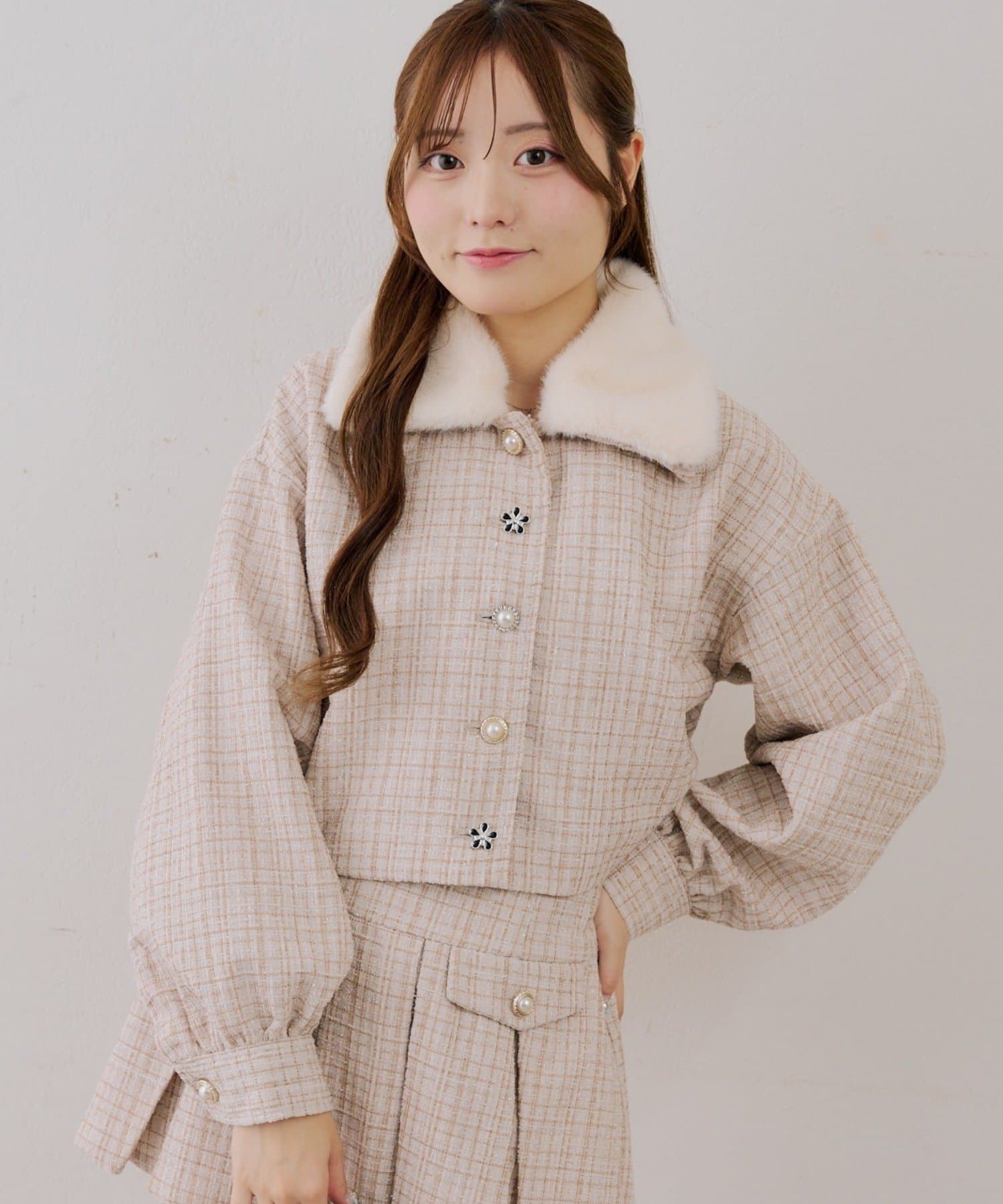 NICE CLAUP / OLIVE des OLIVE OUTLET(ナイスクラップ  / オリーブ デ オリーブ アウトレット) 【ANOTHER BRANCH】ラメツイードフェイクファーファー付ジャケット
