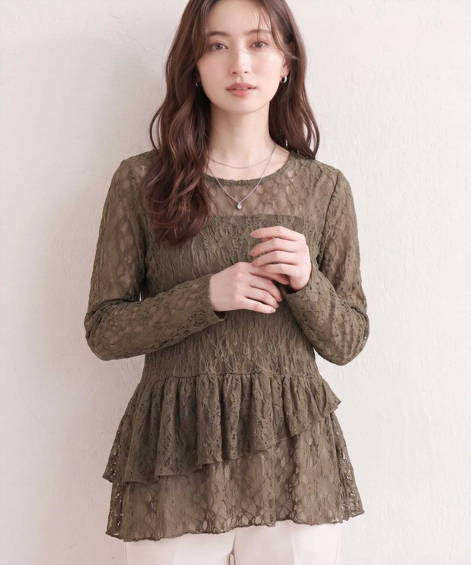 natural couture(ナチュラルクチュール) 総レースティアードTOPS
