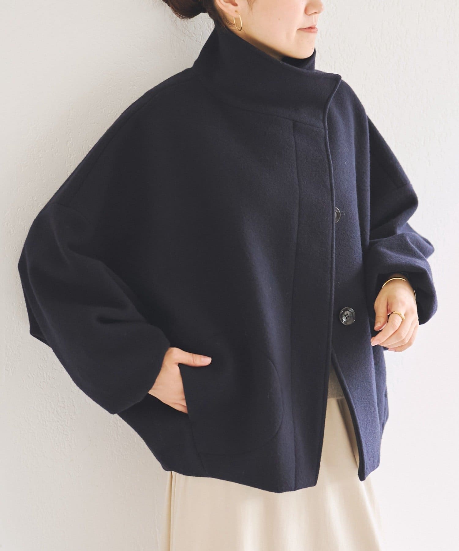 BEARDSLEY(ビアズリー) ワイドネックミディコート