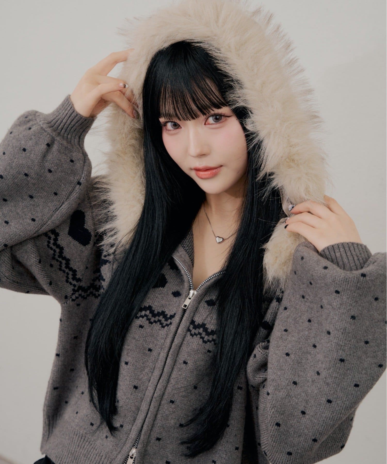 NICE CLAUP / OLIVE des OLIVE OUTLET(ナイスクラップ  / オリーブ デ オリーブ アウトレット) 【continuer】冬の韓国っぽカジュアルはこれで決まり、ノルディックパーカー