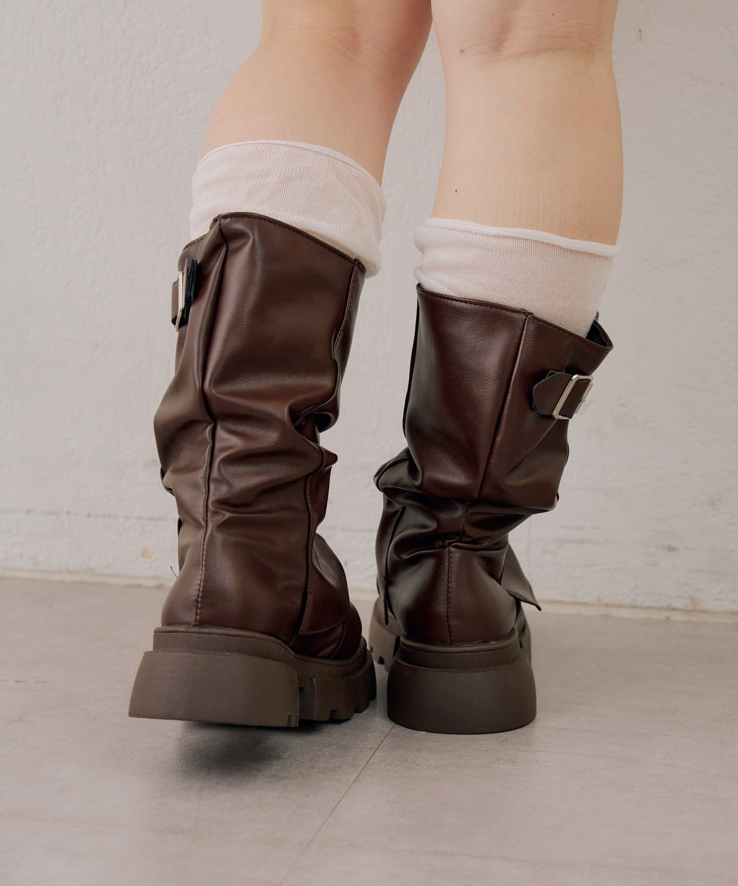 NICE CLAUP / OLIVE des OLIVE OUTLET(ナイスクラップ  / オリーブ デ オリーブ アウトレット) 【continuer】厚底くしゅくしゅエンジニアブーツ