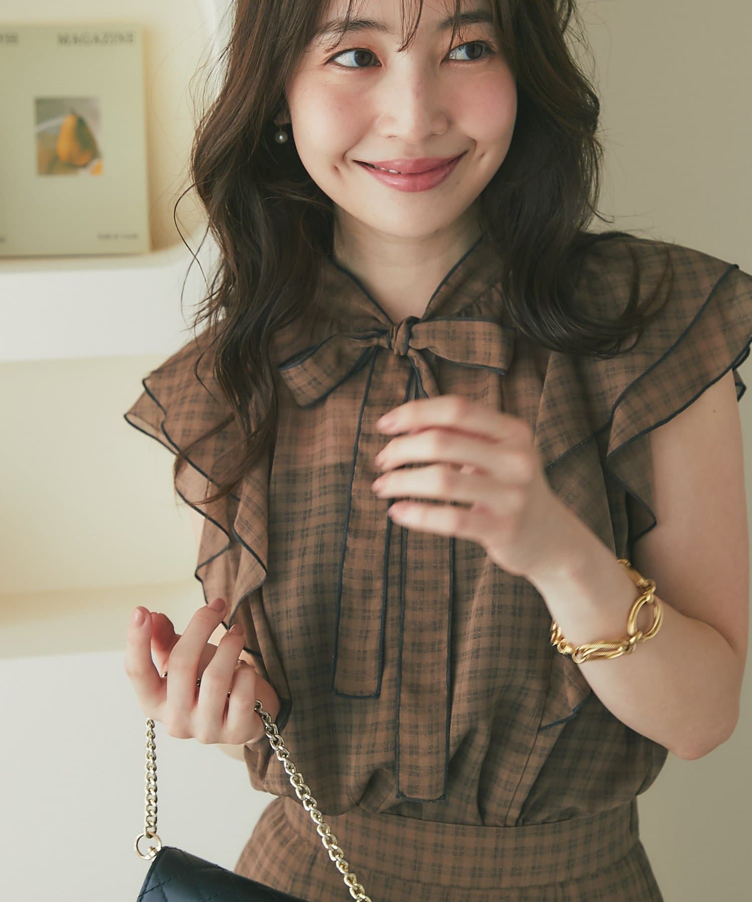 La boutique BonBon】チェックラッフルボウタイブラウス | OUTLET