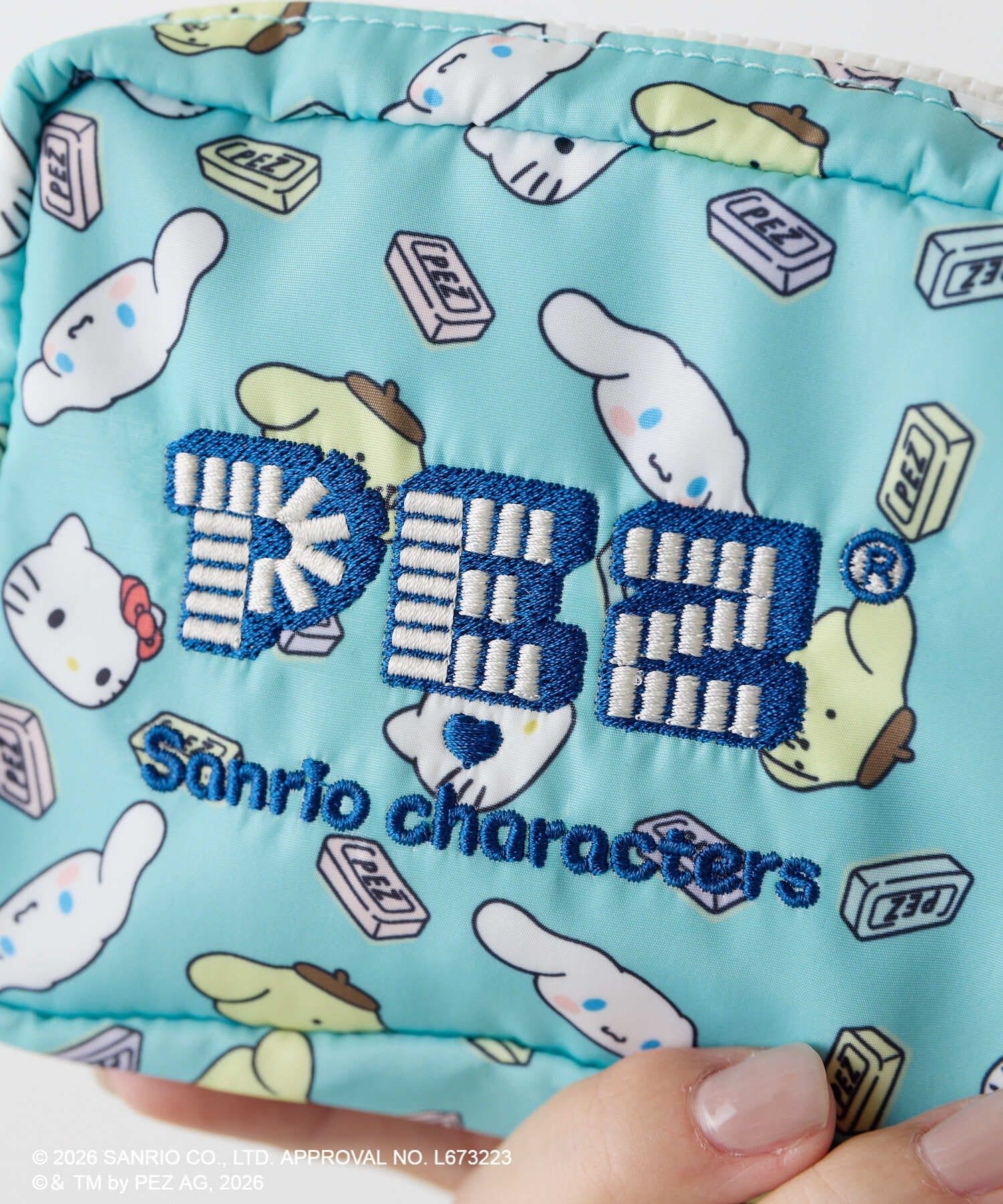 ear PAPILLONNER(イア パピヨネ) 【サンリオキャラクターズ×PEZ(ペッツ) ×ear】スクエアポーチ