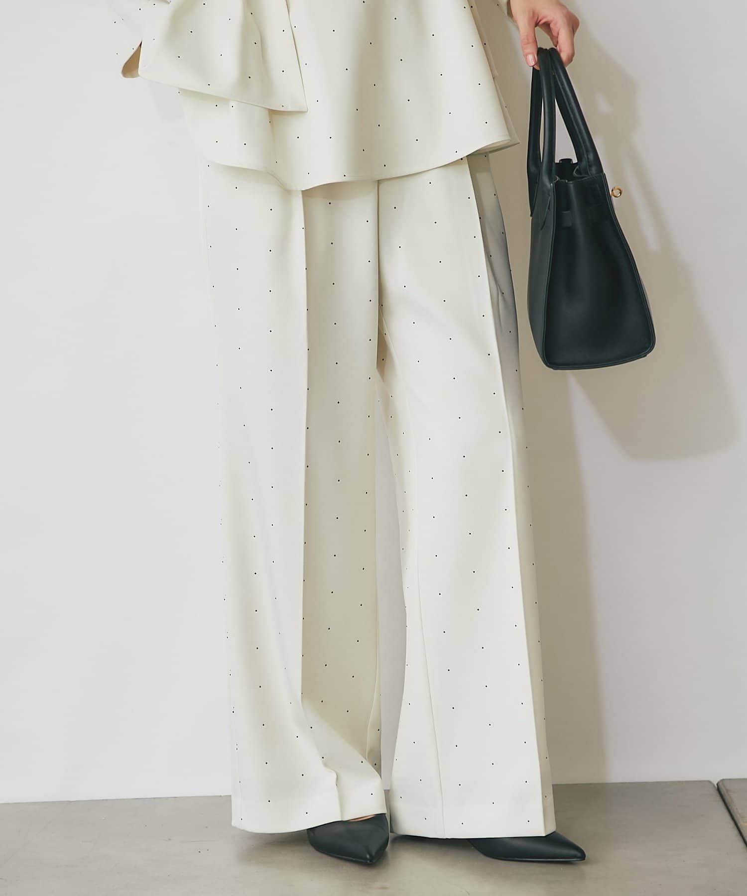 La boutique BonBon(ラブティックボンボン) ハイウエストドットワイドパンツ