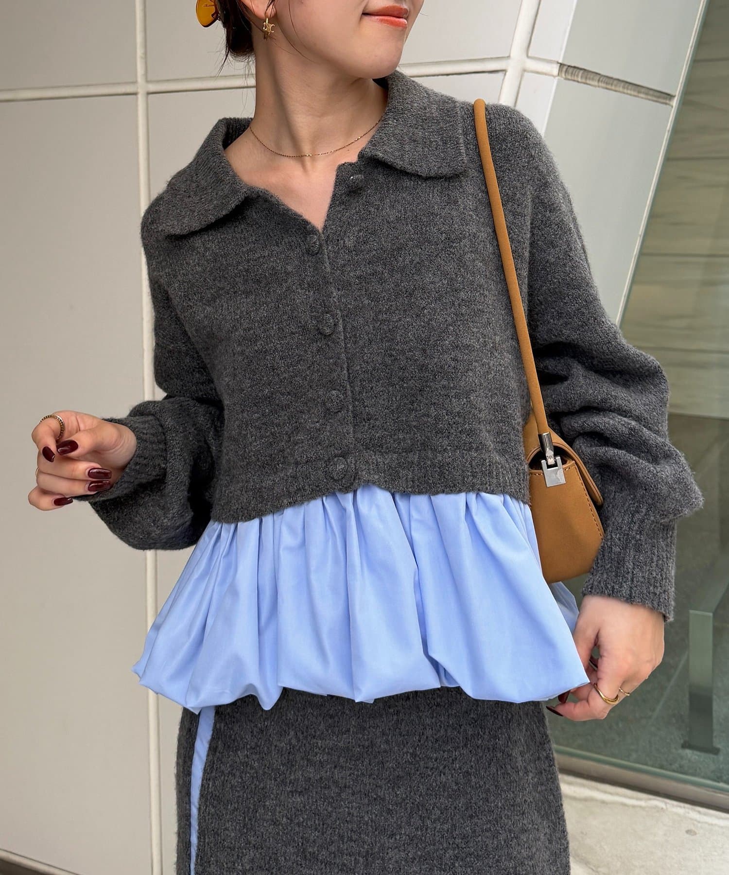 Thevon.(ゼヴォン) 裾バルーンドッキング襟付きニット