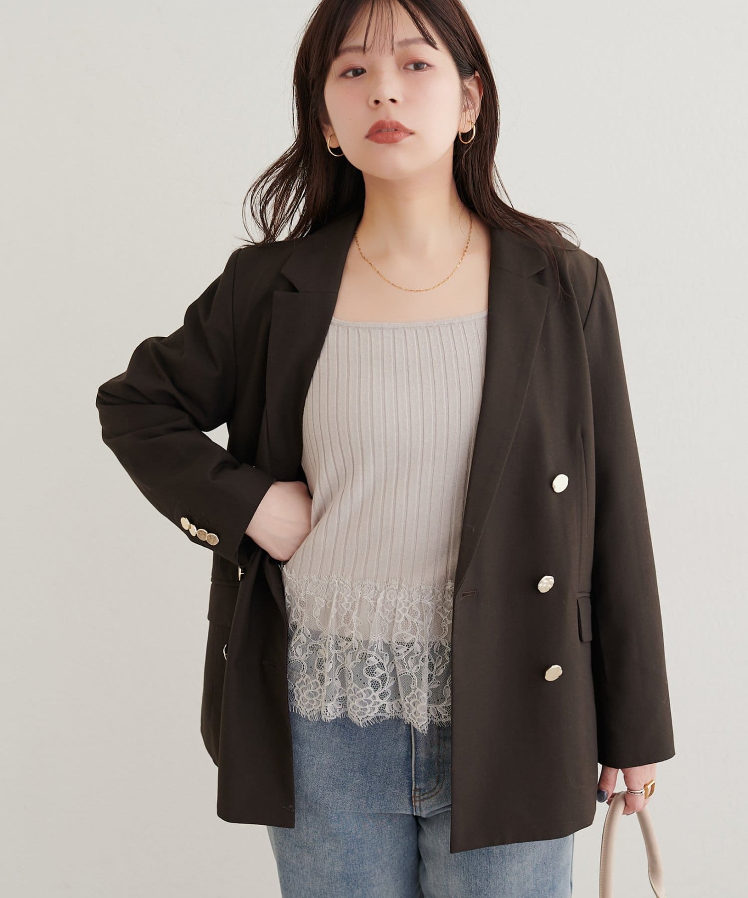 natural couture(ナチュラルクチュール) 裾レースノースリニット