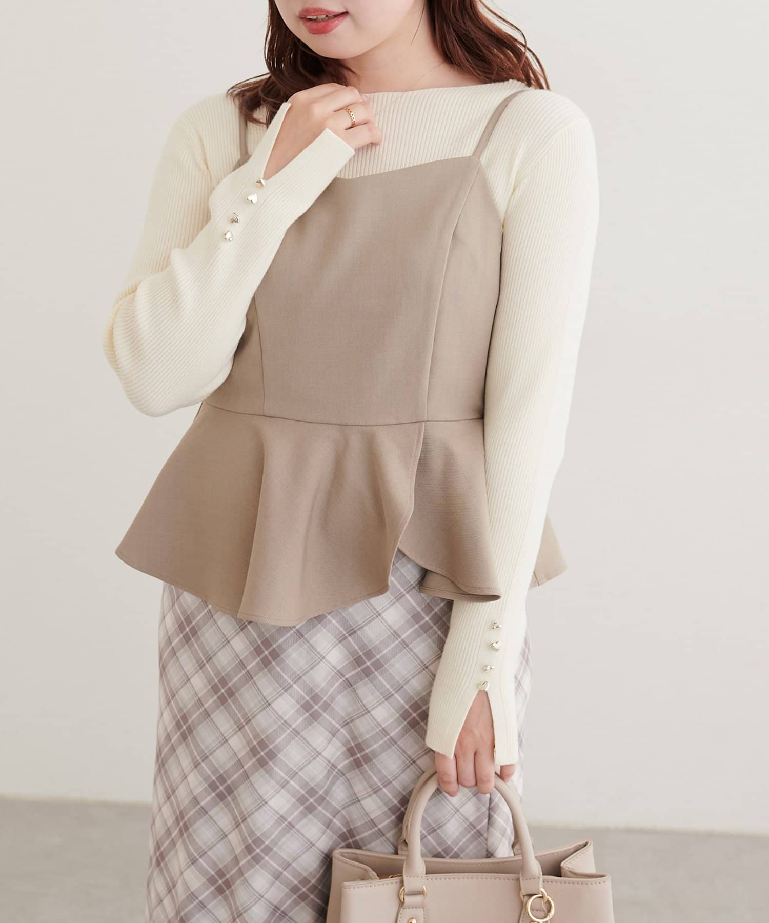 natural couture(ナチュラルクチュール) 〈canami〉袖口ハート釦ボートネックリブニット