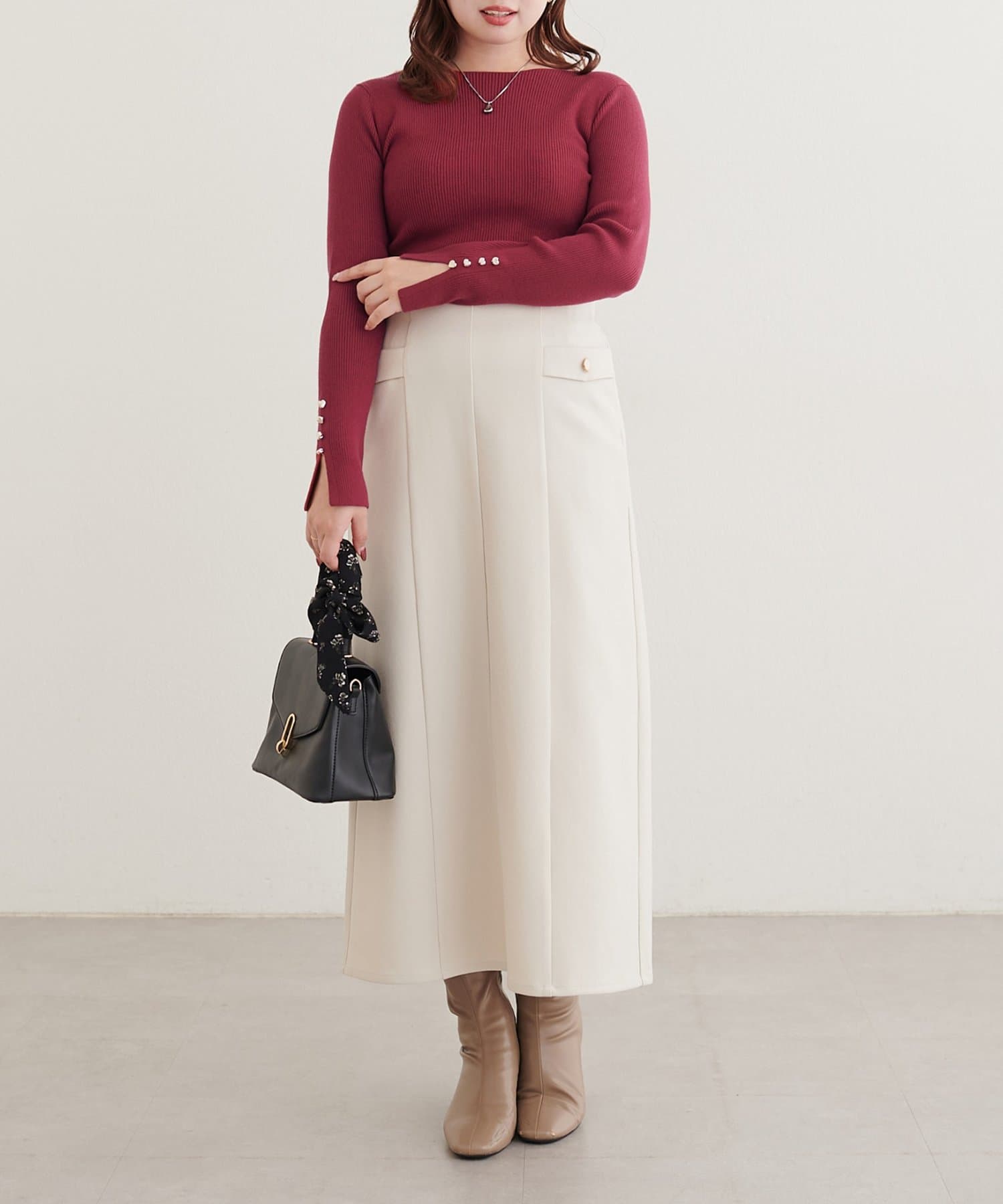 natural couture(ナチュラルクチュール) 〈canami〉袖口ハート釦ボートネックリブニット
