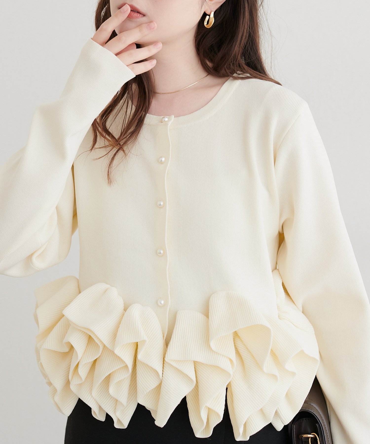 natural couture(ナチュラルクチュール) フリルデザインニットカーディガン