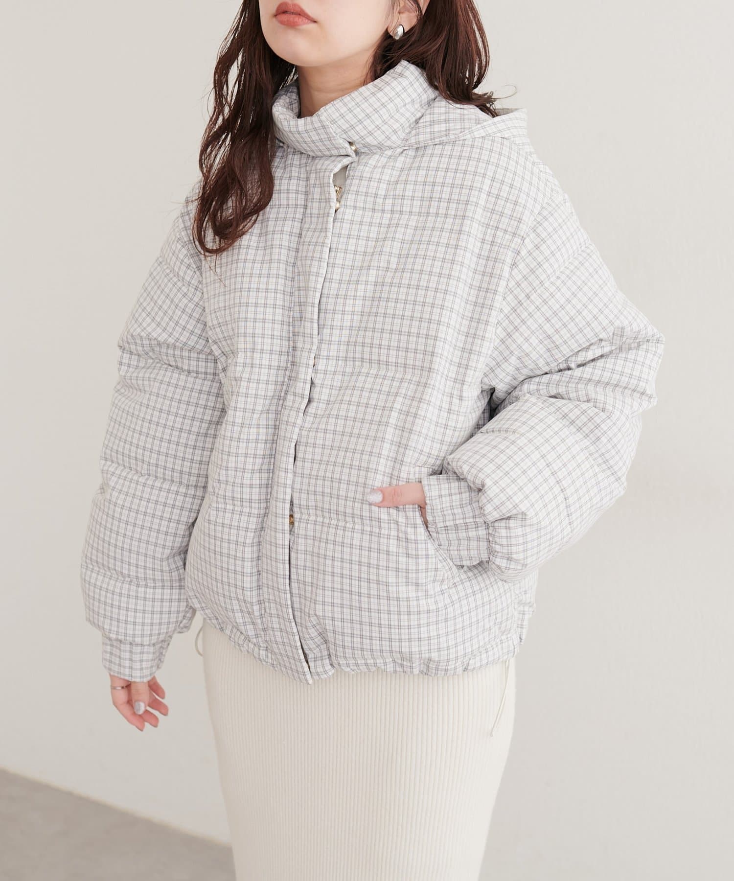 natural couture(ナチュラルクチュール) フード付きショート丈ダウン