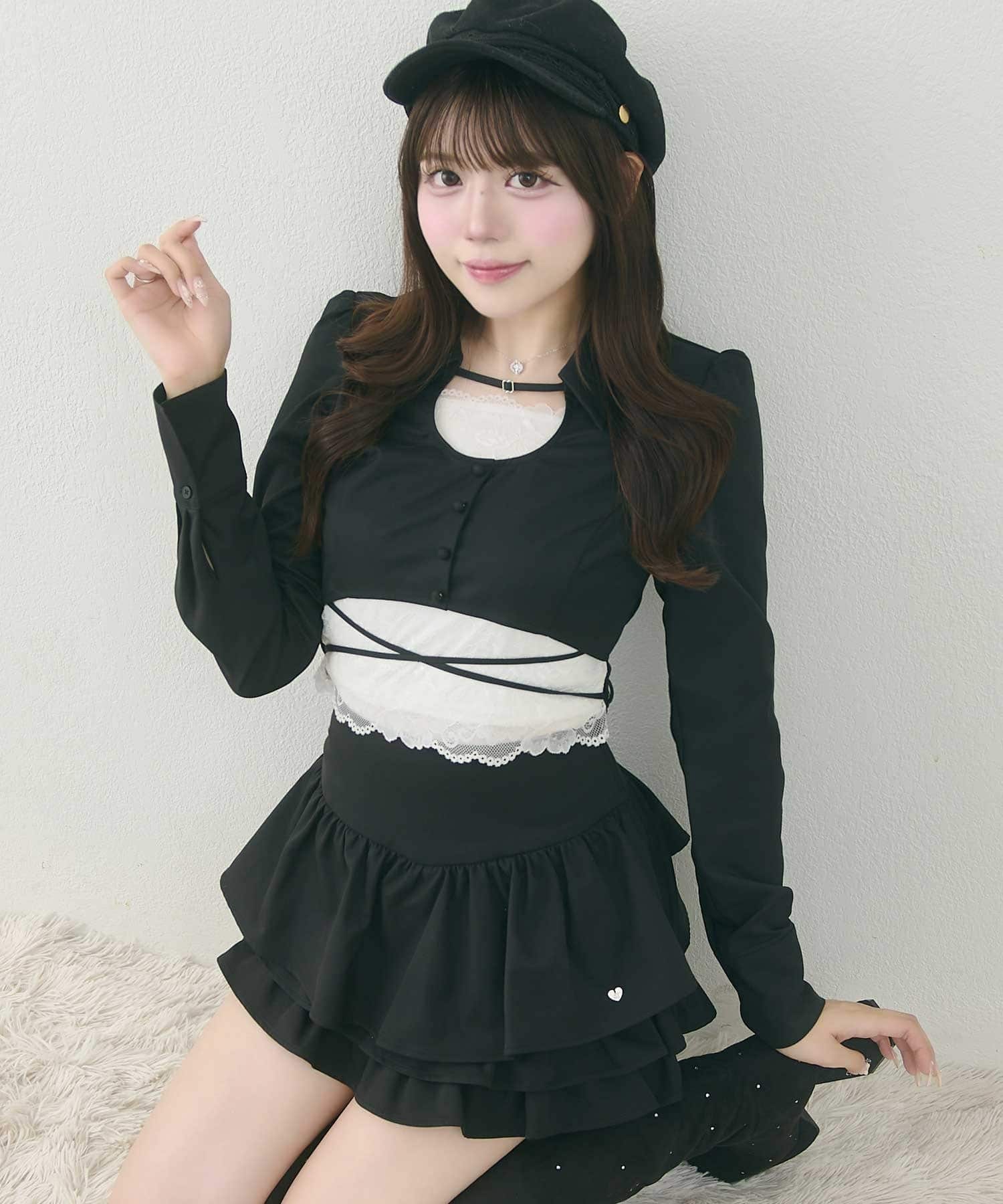 Belle Charme(ベルシャルム) Lace Hem Puff Sleeve Tops