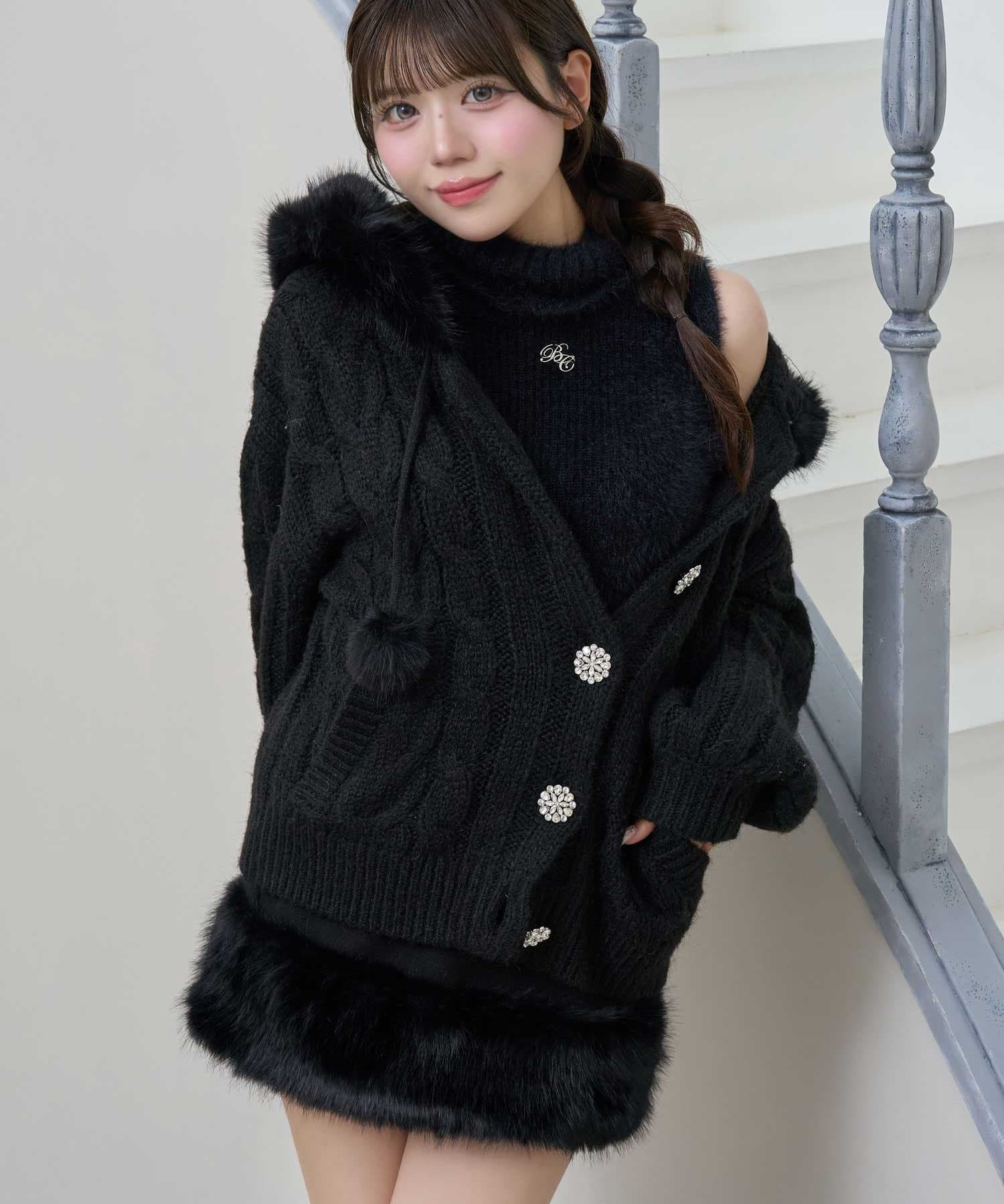Belle Charme(ベルシャルム) Feather Turtleneck Tops
