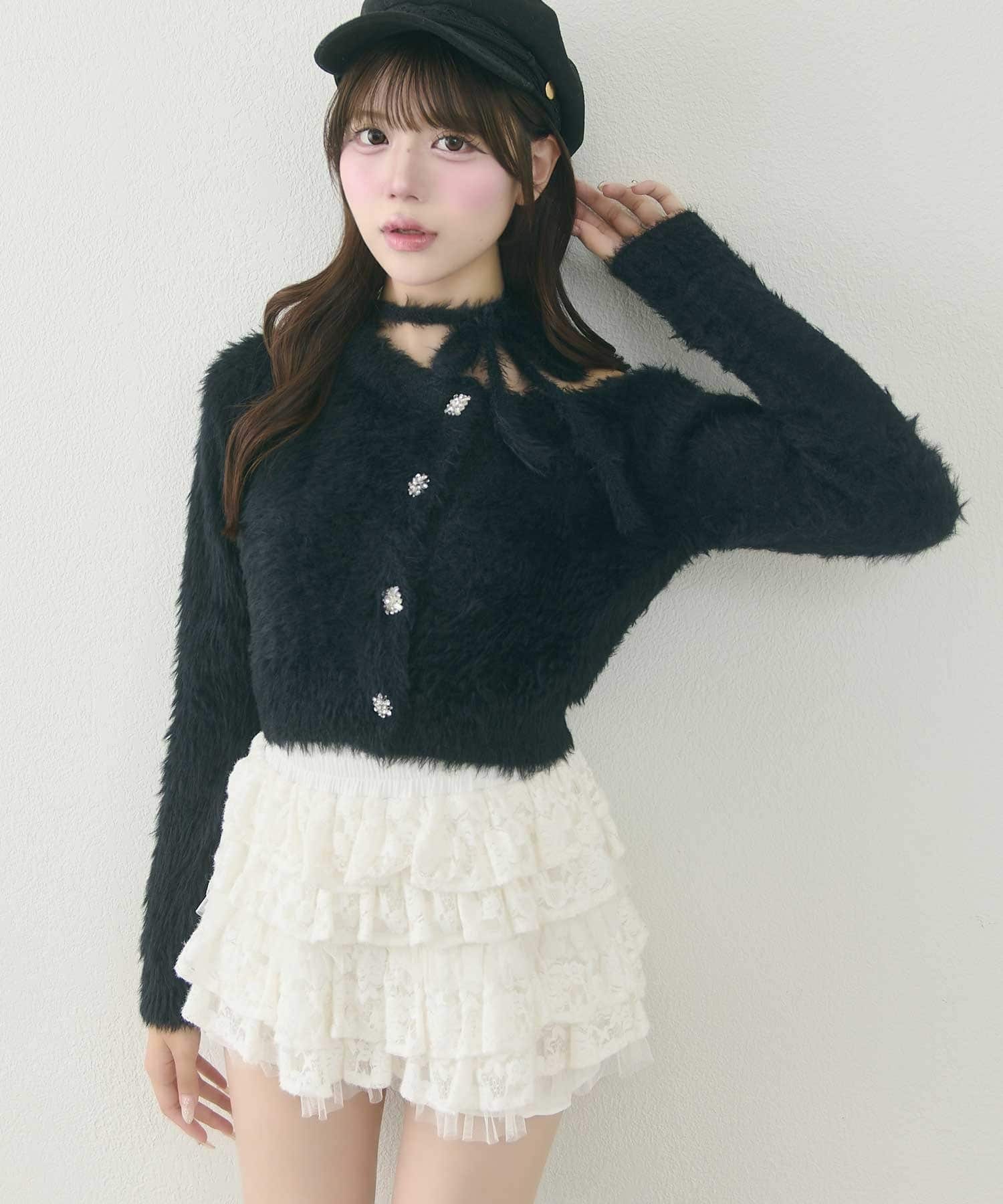 Belle Charme(ベルシャルム) Feather One-Shoulder Knit