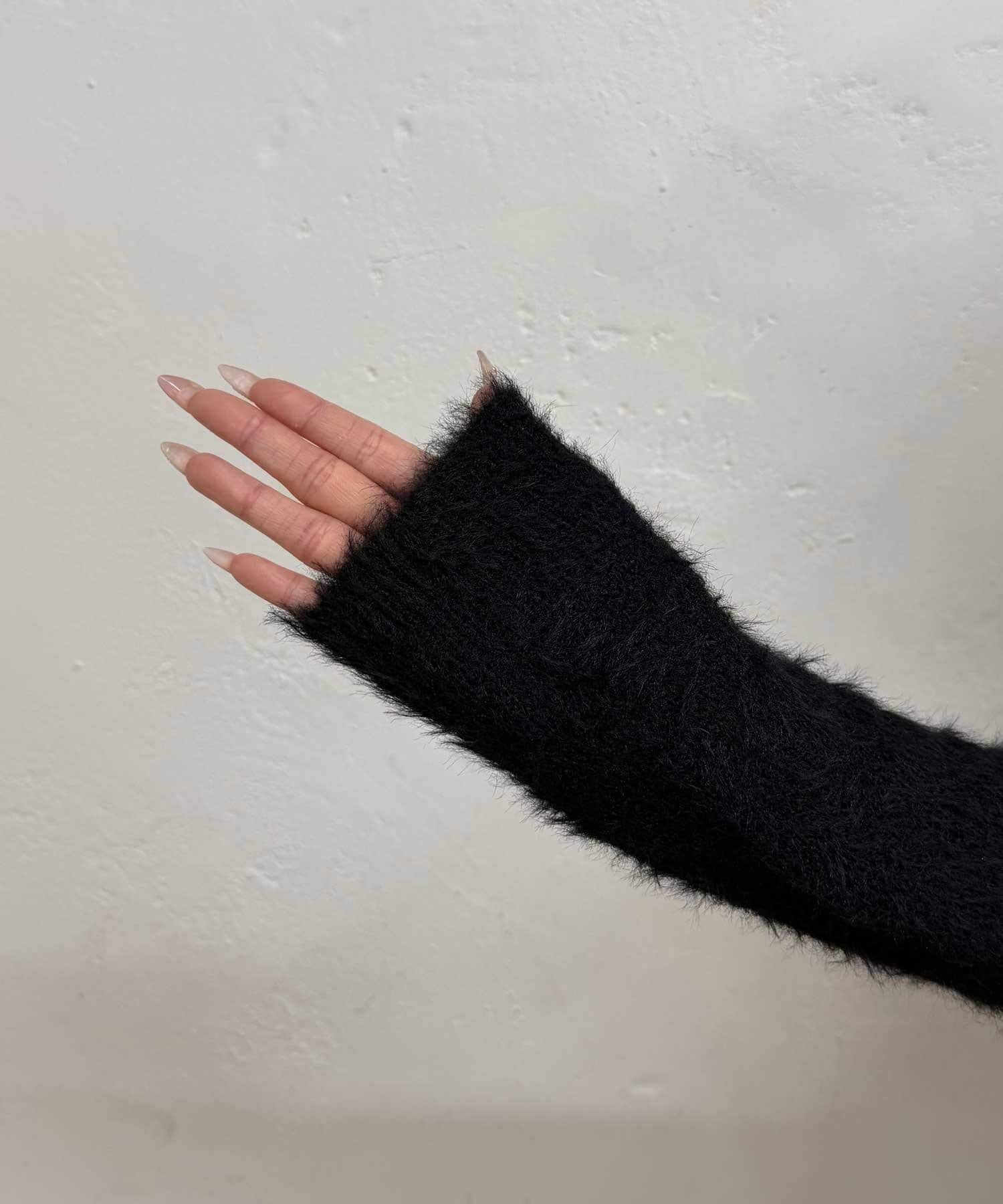 Belle Charme(ベルシャルム) Feather Cropped Cardigan