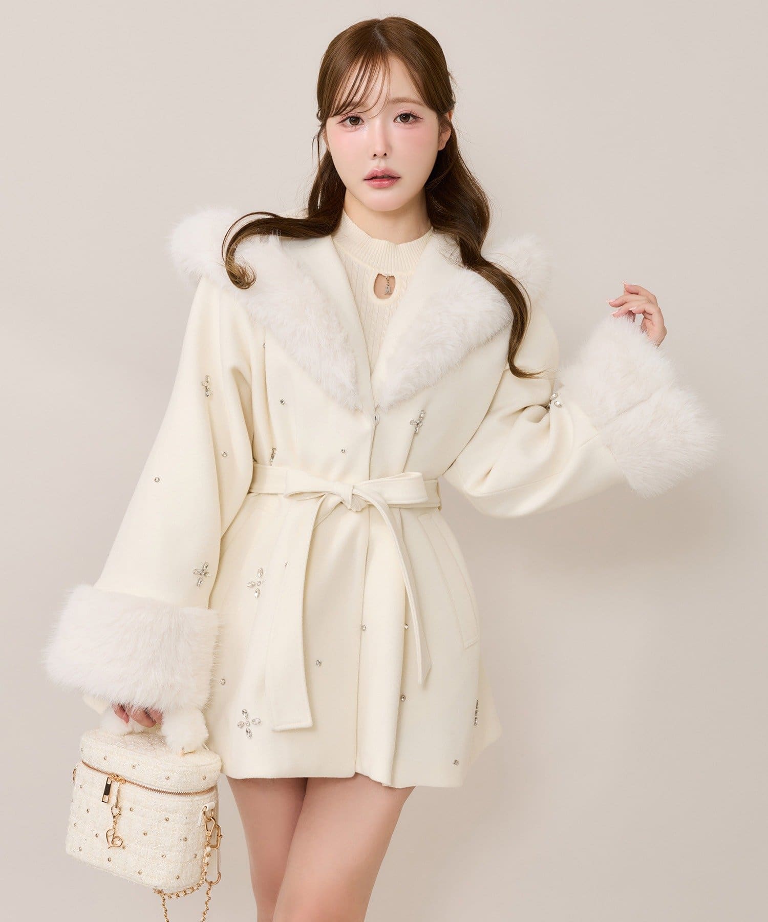 one after another NICE CLAUP(ワンアフターアナザー ナイスクラップ) 【Premium order】ビジューフェイクファーコート