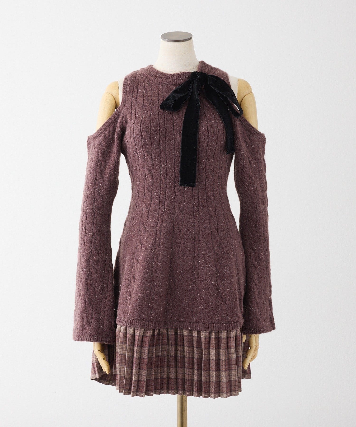 one after another NICE CLAUP(ワンアフターアナザー ナイスクラップ) 【SMサイズ展開】肩あきリボンニットワンピース