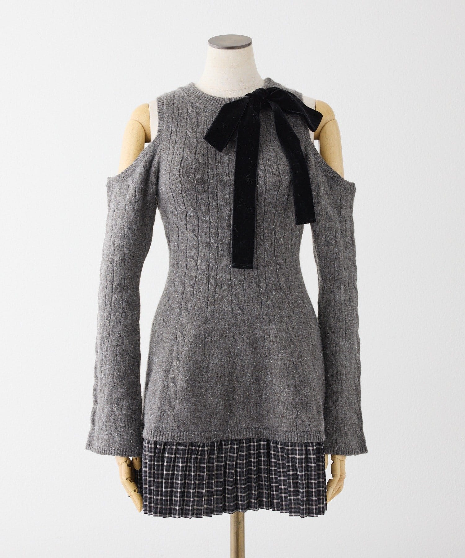 one after another NICE CLAUP(ワンアフターアナザー ナイスクラップ) 【SMサイズ展開】肩あきリボンニットワンピース