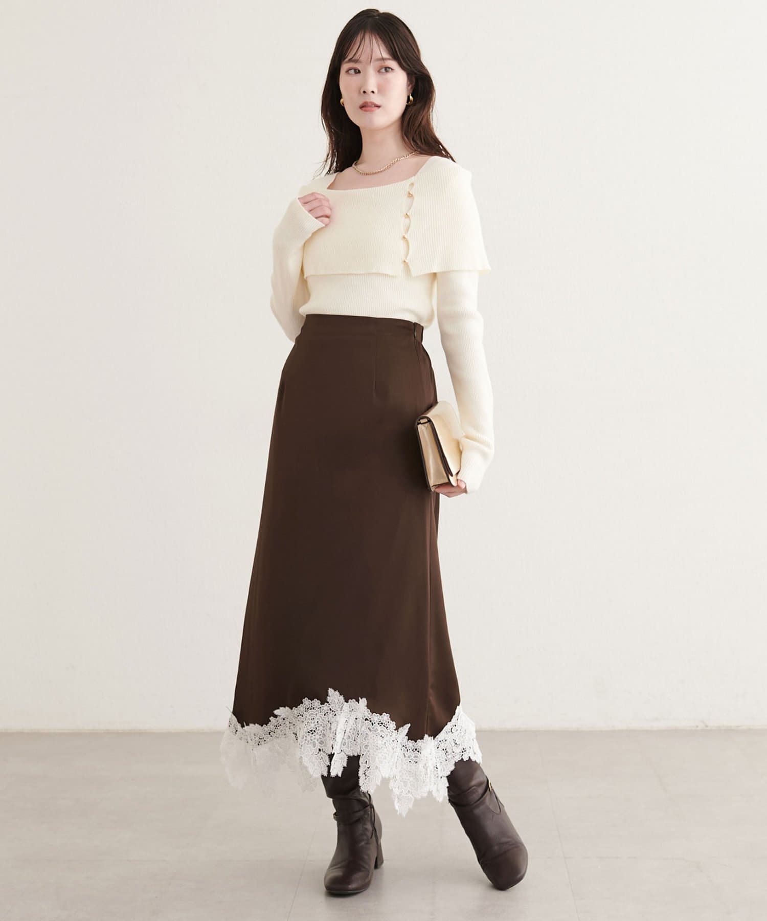 natural couture(ナチュラルクチュール) イレヘムレースサテンスカート