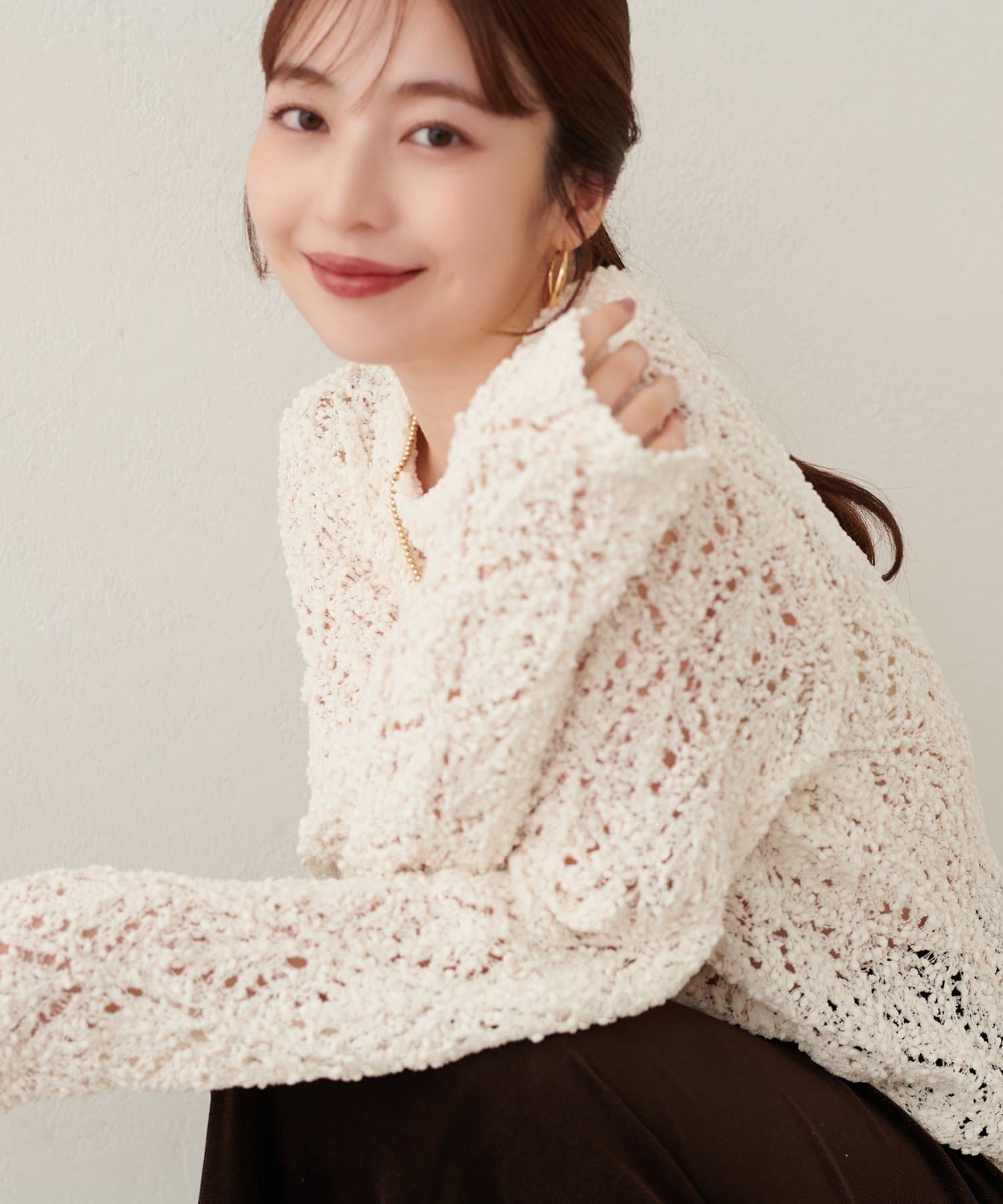 natural couture(ナチュラルクチュール) 透かしモールニットクルーネックプルオーバー