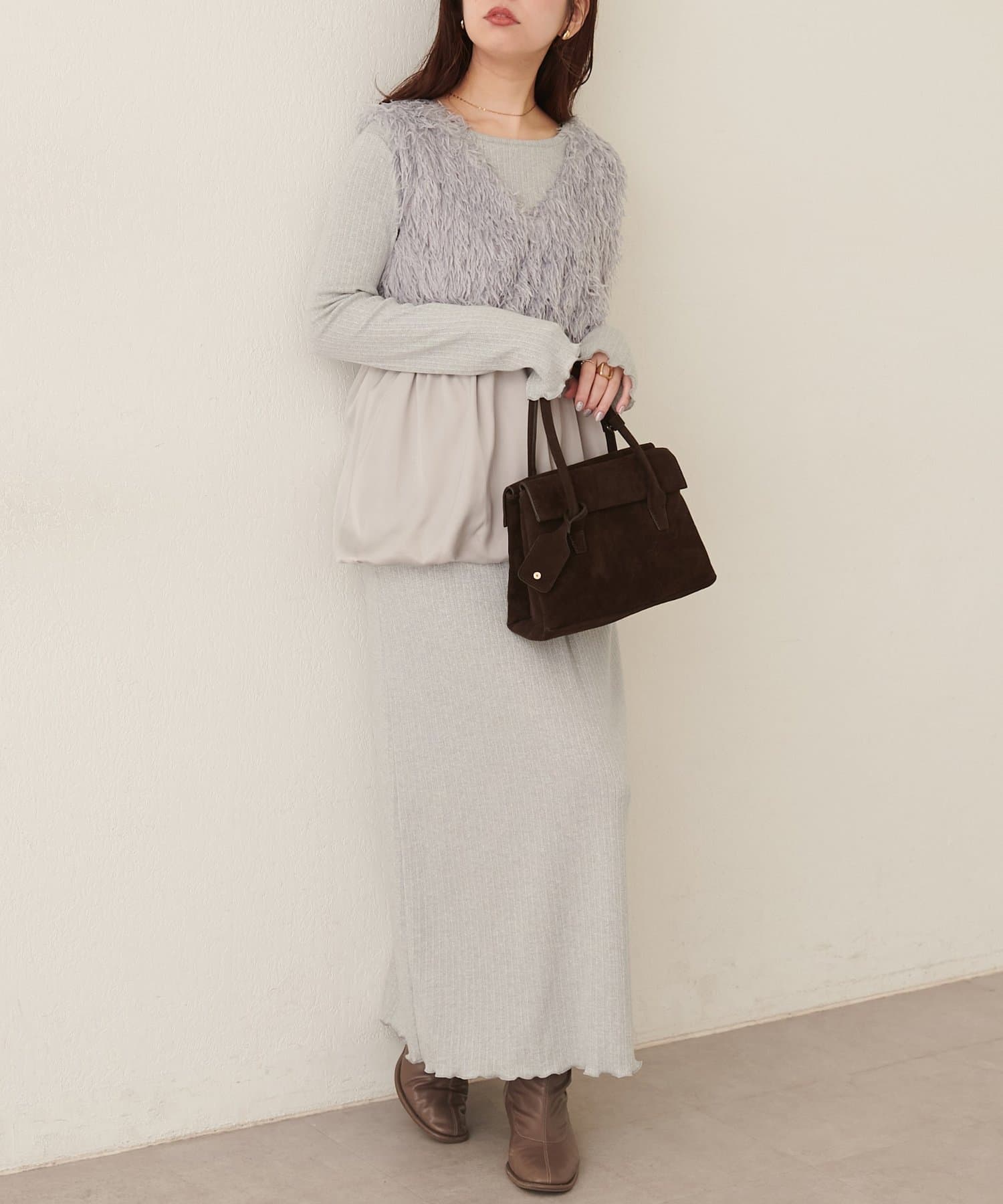 natural couture(ナチュラルクチュール) フリンジペプラムベスト×リブカットワンピースSET