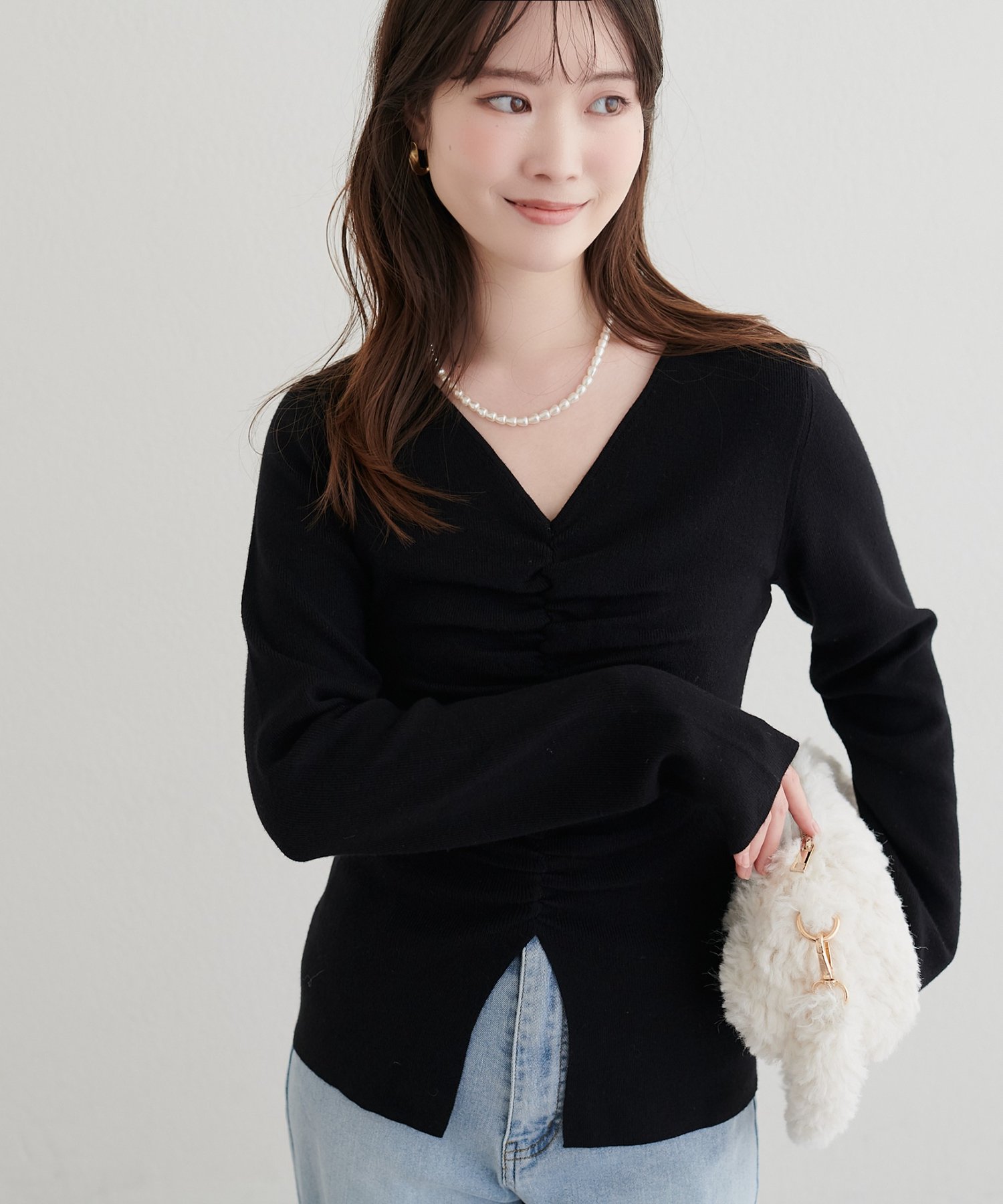 natural couture(ナチュラルクチュール) Vネックフロントギャザープルオーバー