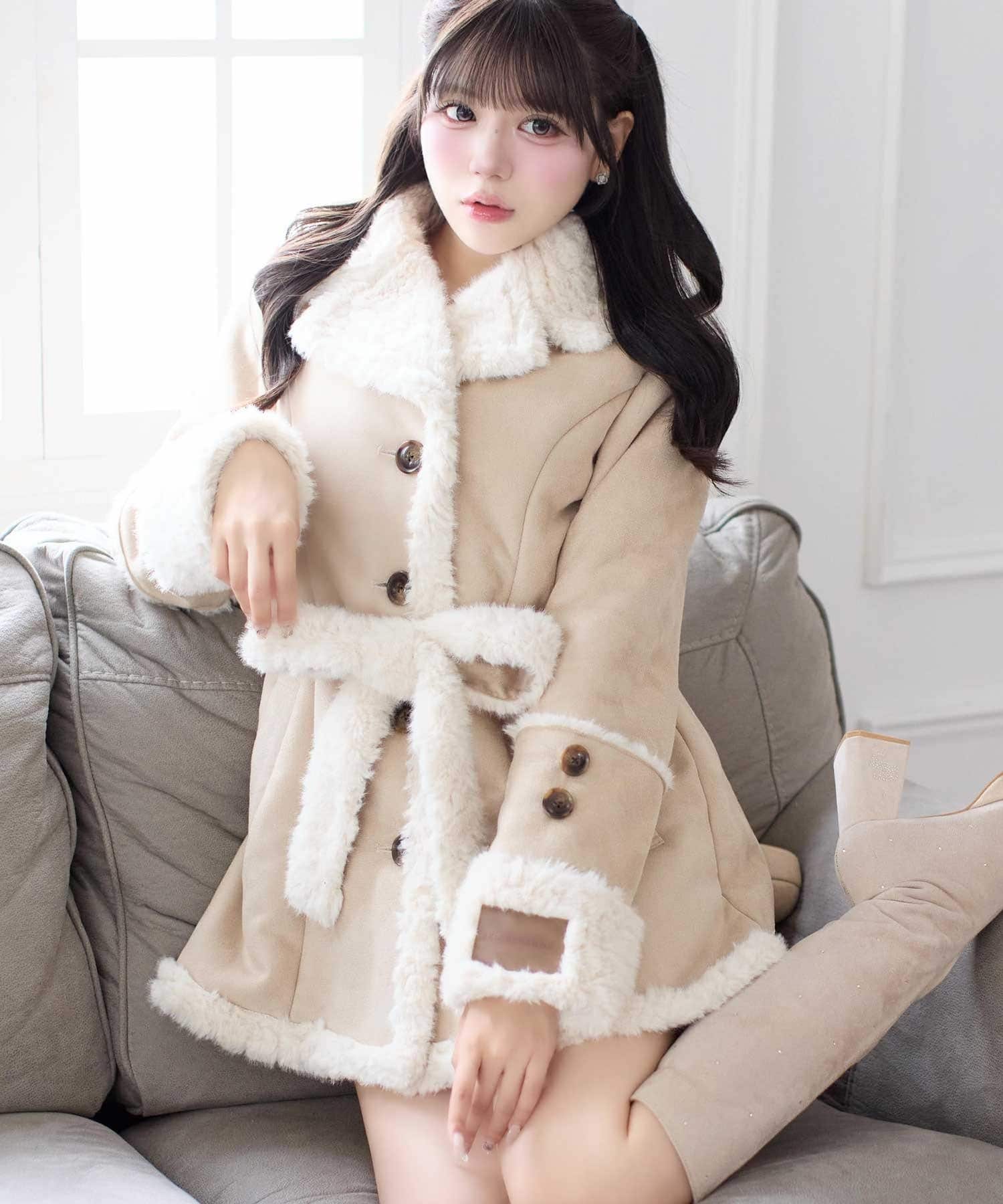 Belle Charme(ベルシャルム) Feminine Mouton Coat