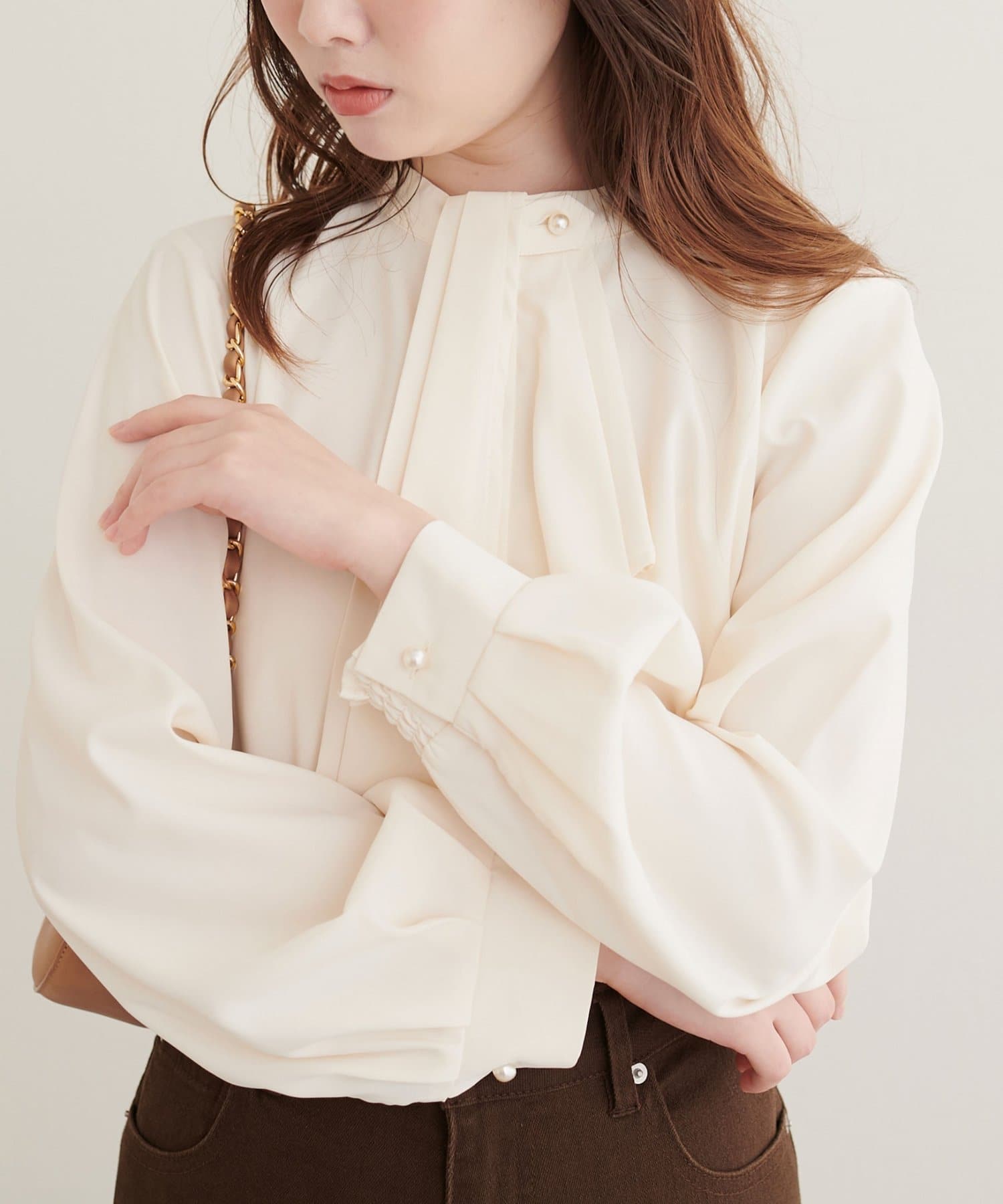 natural couture(ナチュラルクチュール) 取り外しタイ付き2WAYスカーフブラウス