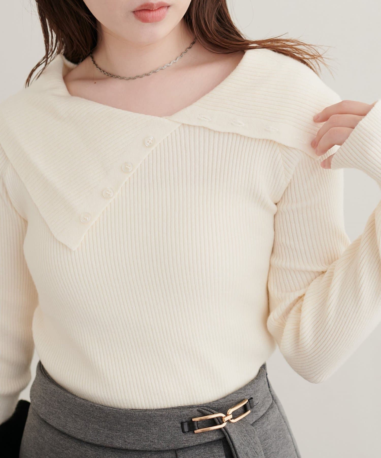 natural couture(ナチュラルクチュール) アシメカラーオフショルニット