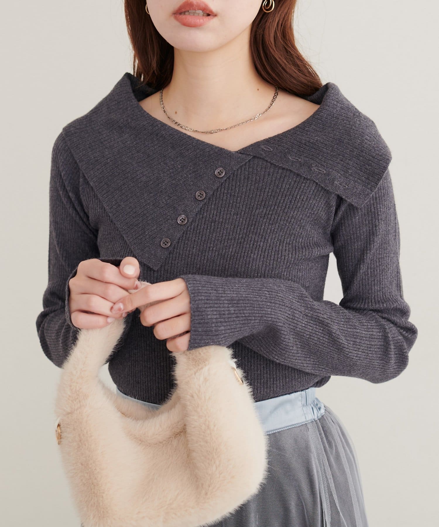 natural couture(ナチュラルクチュール) アシメカラーオフショルニット