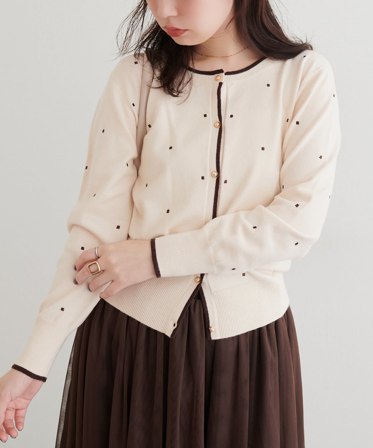 natural couture(ナチュラルクチュール) スクエア刺繍配色カーデ