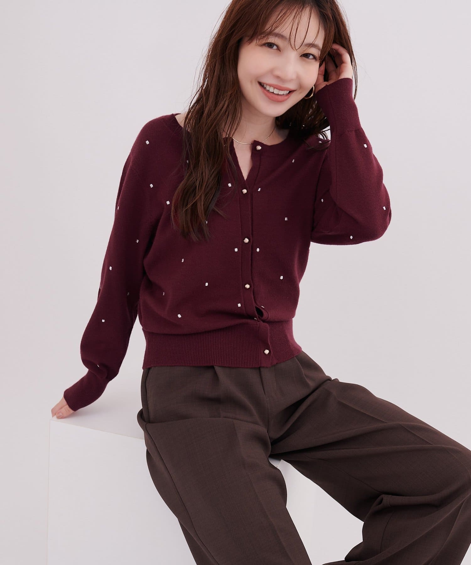 natural couture(ナチュラルクチュール) スクエア刺繍配色カーデ