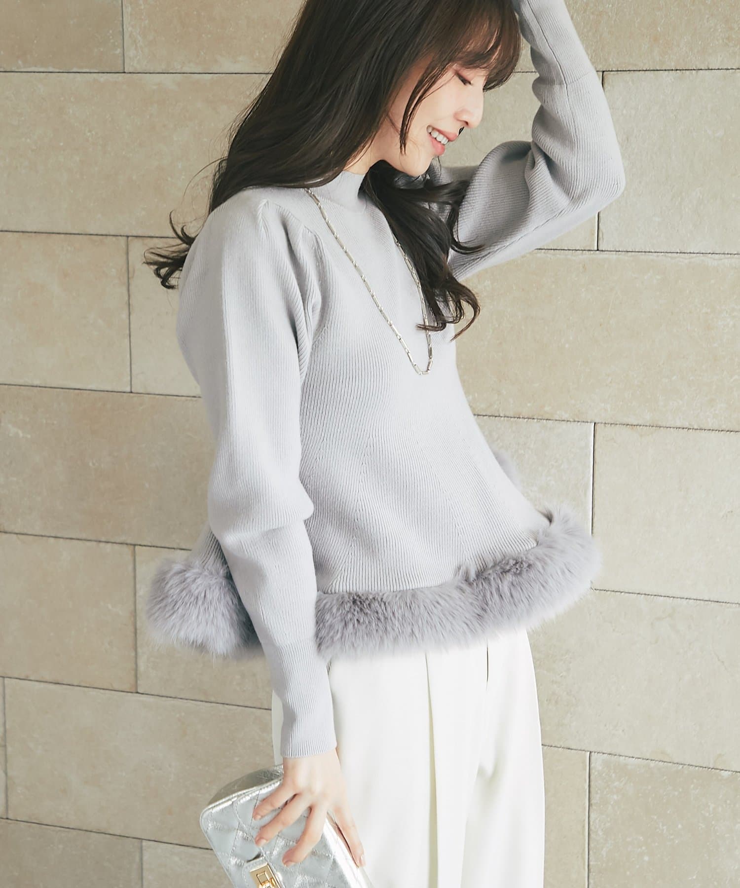 La boutique BonBon(ラブティックボンボン) ファー付きペプラムニット
