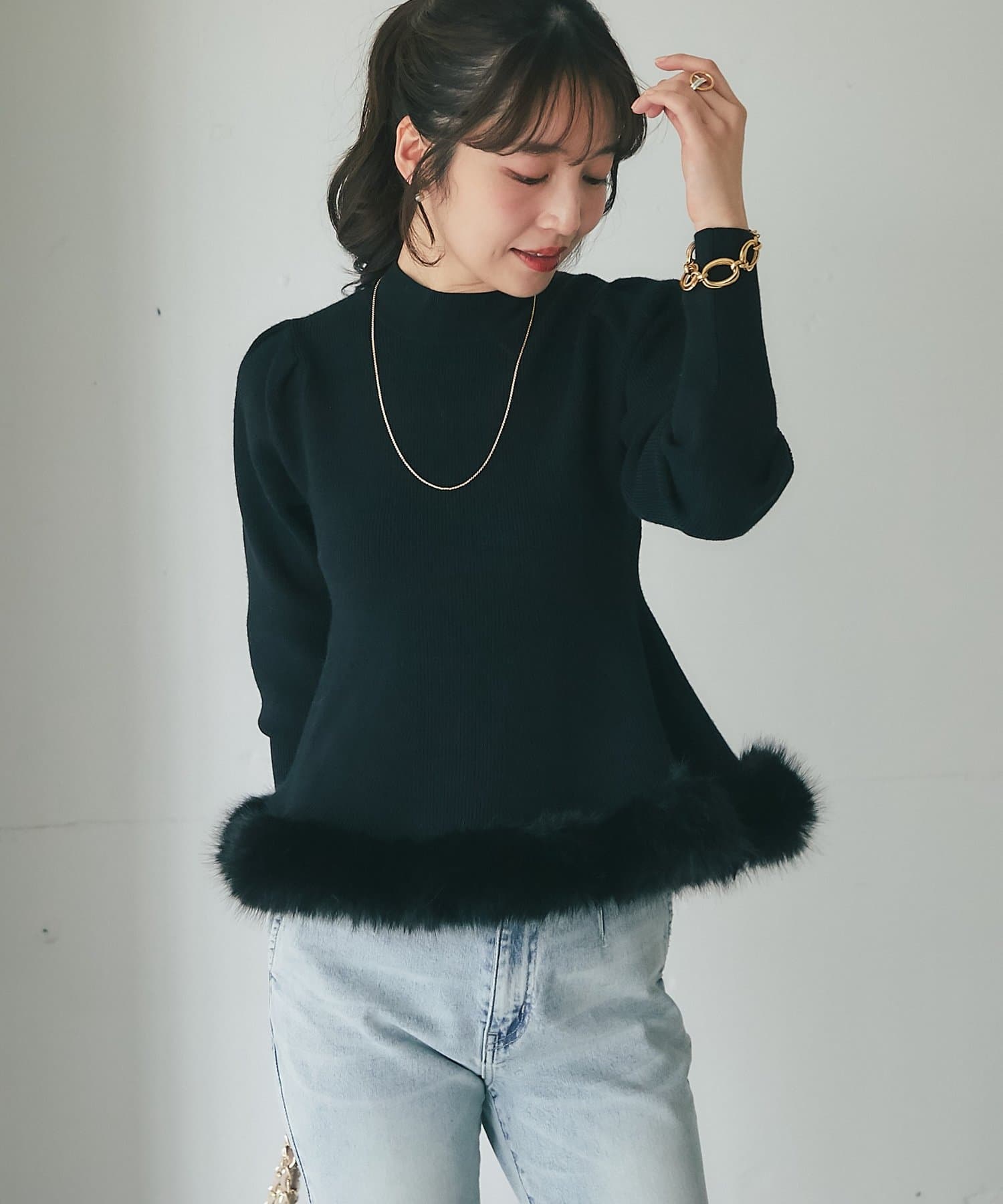 La boutique BonBon(ラブティックボンボン) ファー付きペプラムニット