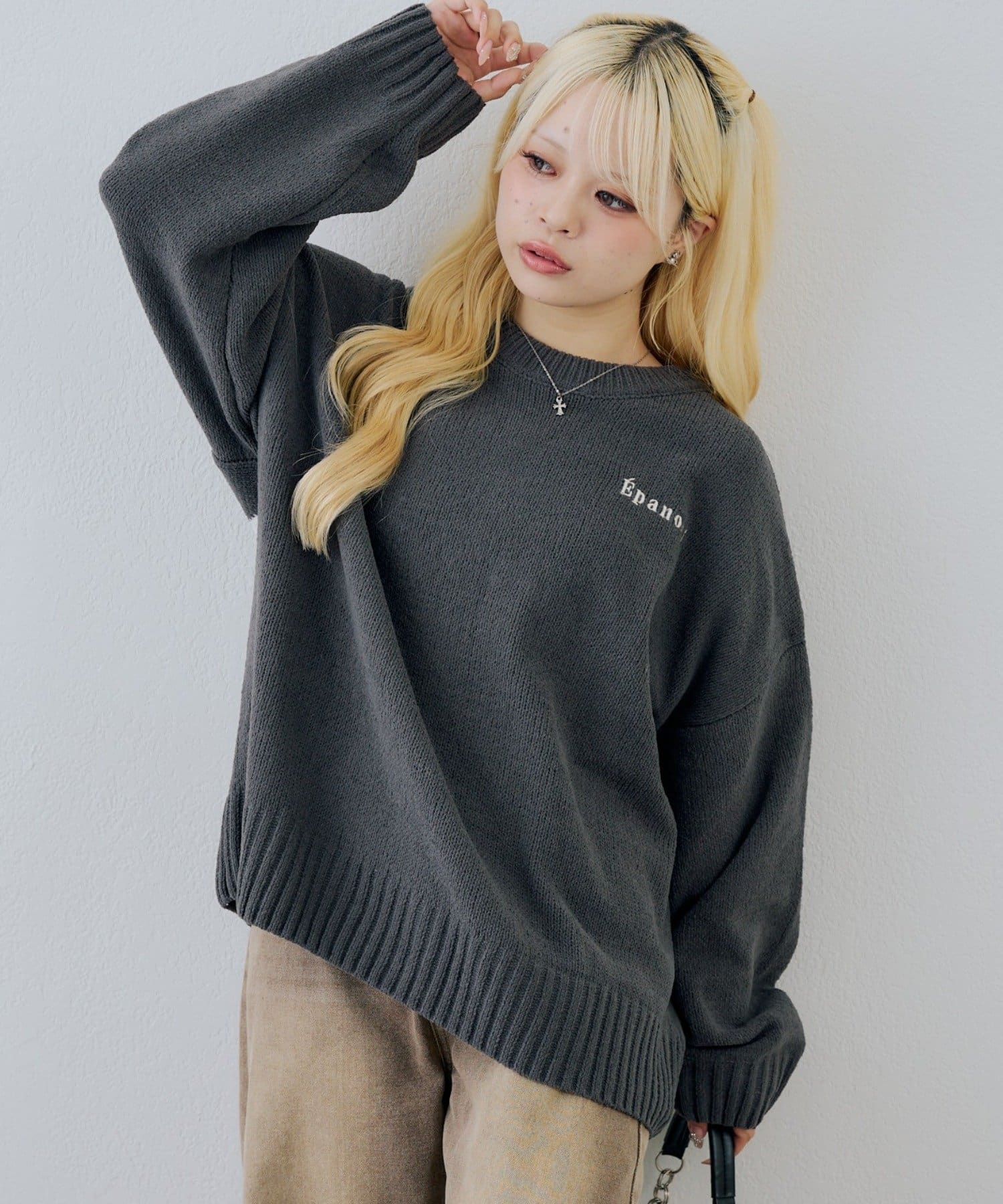 NICE CLAUP / OLIVE des OLIVE OUTLET(ナイスクラップ  / オリーブ デ オリーブ アウトレット) 【continuer】バックロゴモールニット