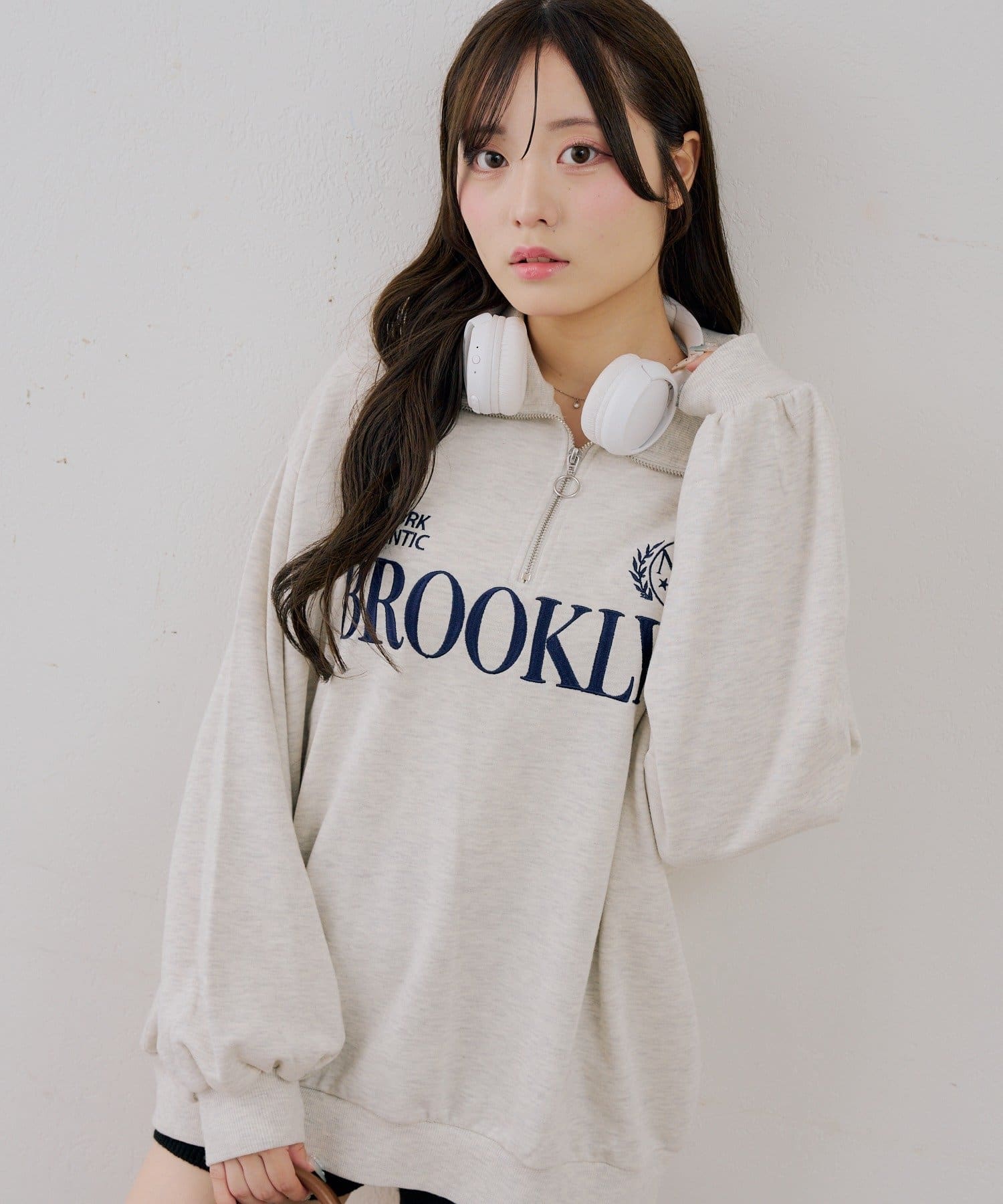 NICE CLAUP / OLIVE des OLIVE OUTLET(ナイスクラップ  / オリーブ デ オリーブ アウトレット) 【ANOTHER BRANCH】ハーフZIPロゴスエット