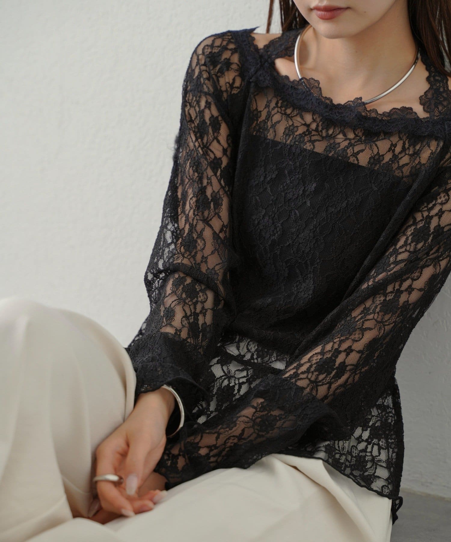 mystic(ミスティック) 【10.15(木)12:00発売】レースホルターロングTシャツ