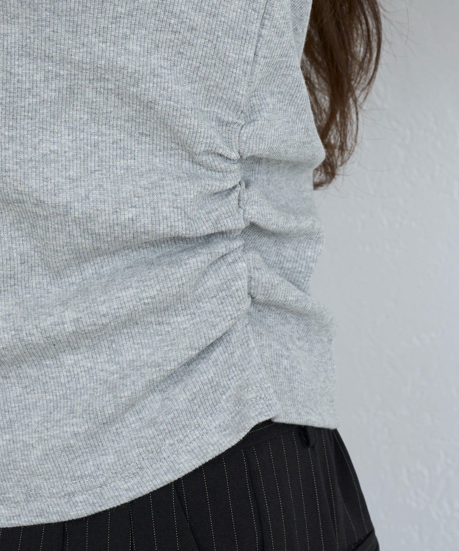 RAY CASSIN(レイカズン) Vネックヘンリー胸刺繍ロングTシャツ / ロンT