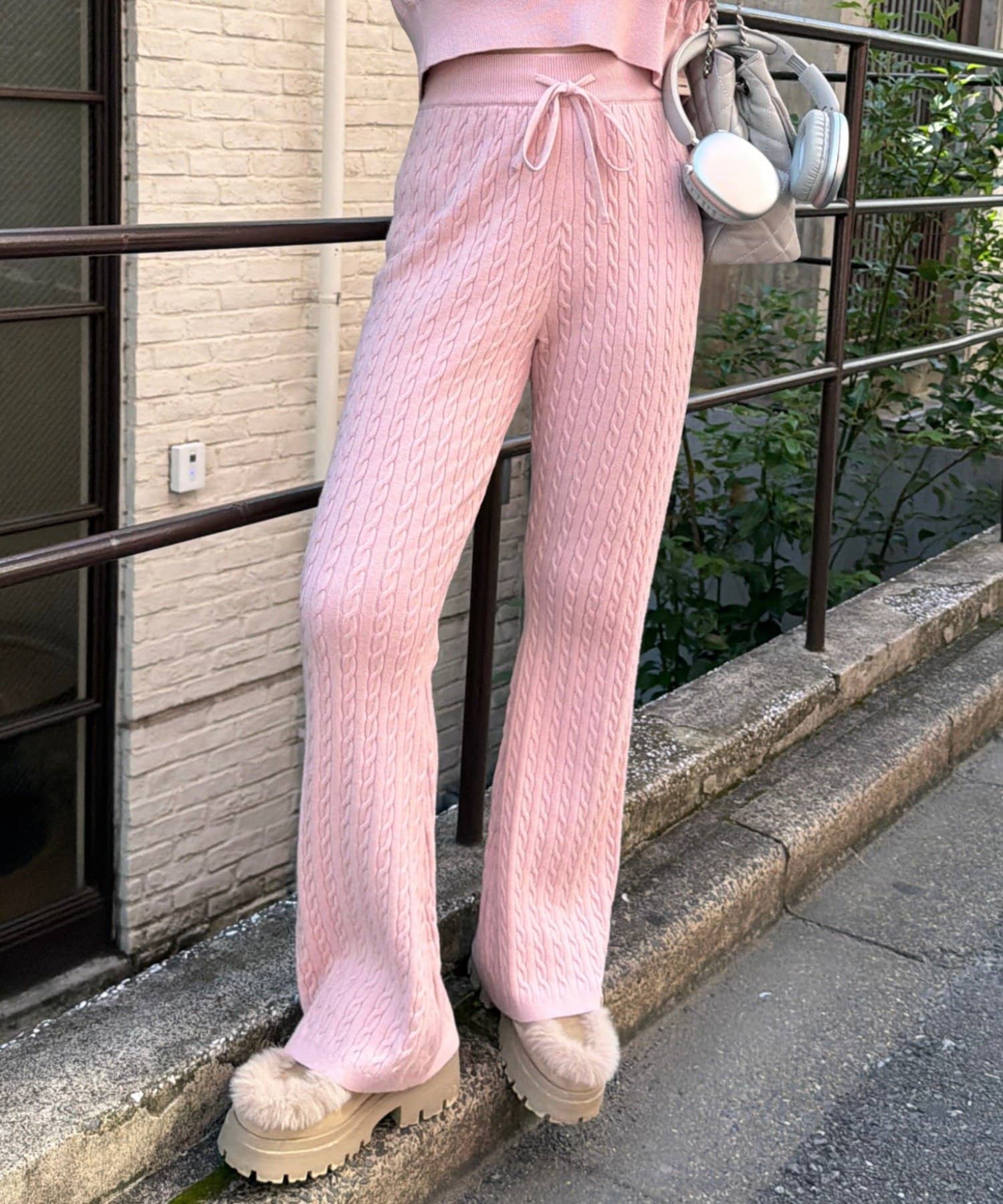 RAY CASSIN(レイカズン) ケーブル細フレアパンツ