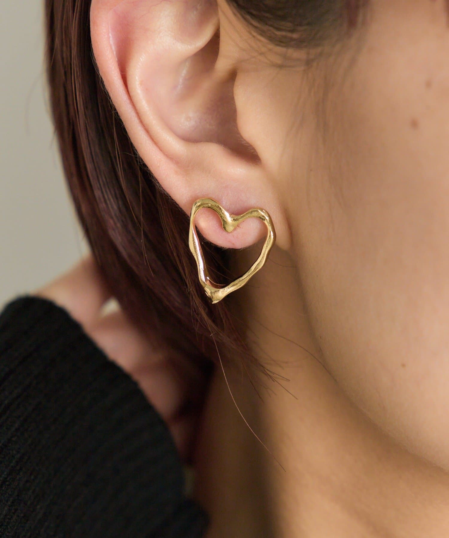 ear PAPILLONNER(イア パピヨネ) 【beq Pettina(ベック ペティーナ)】変形ハートピアス