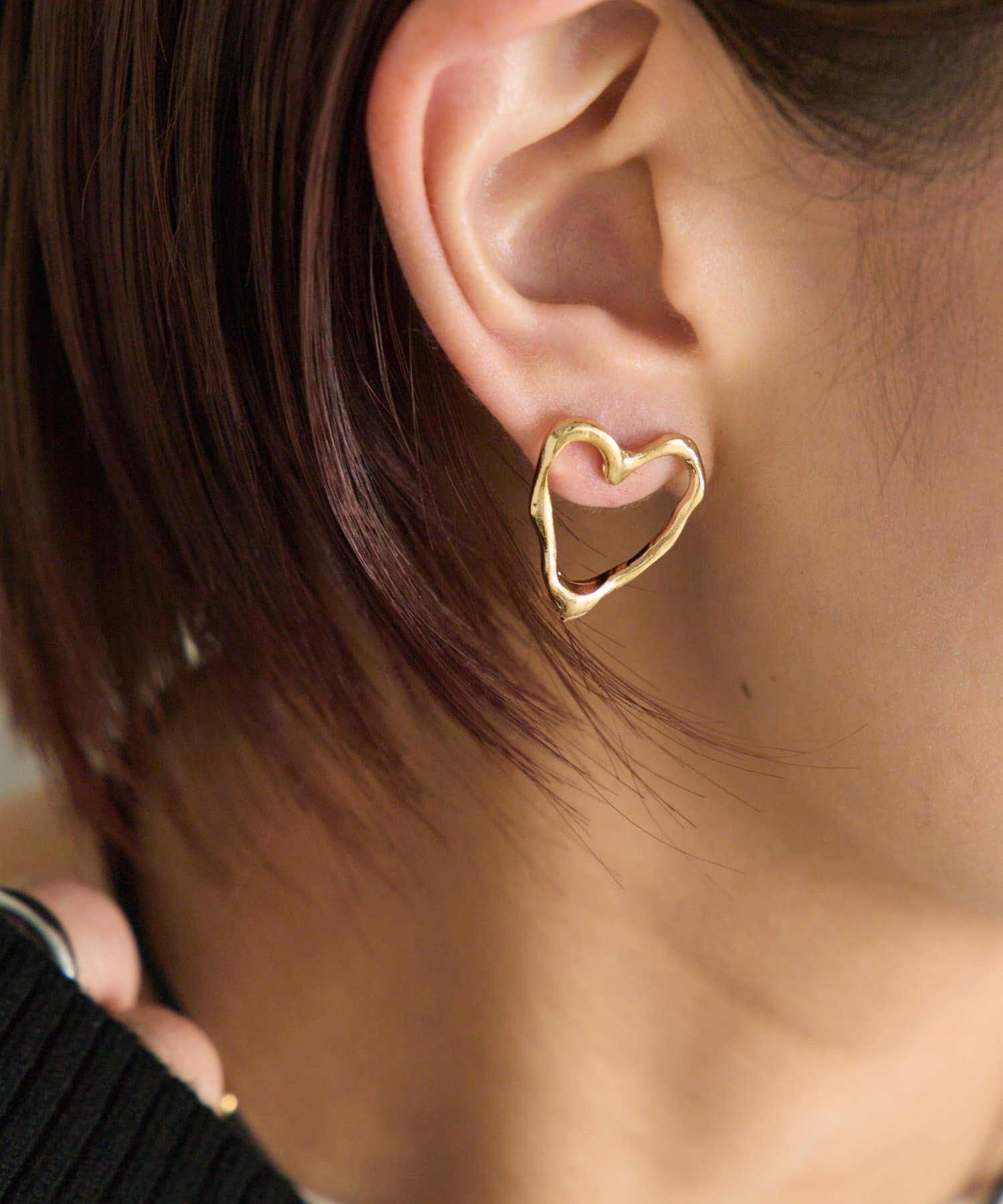 ear PAPILLONNER(イア パピヨネ) 【beq Pettina(ベック ペティーナ)】変形ハートピアス
