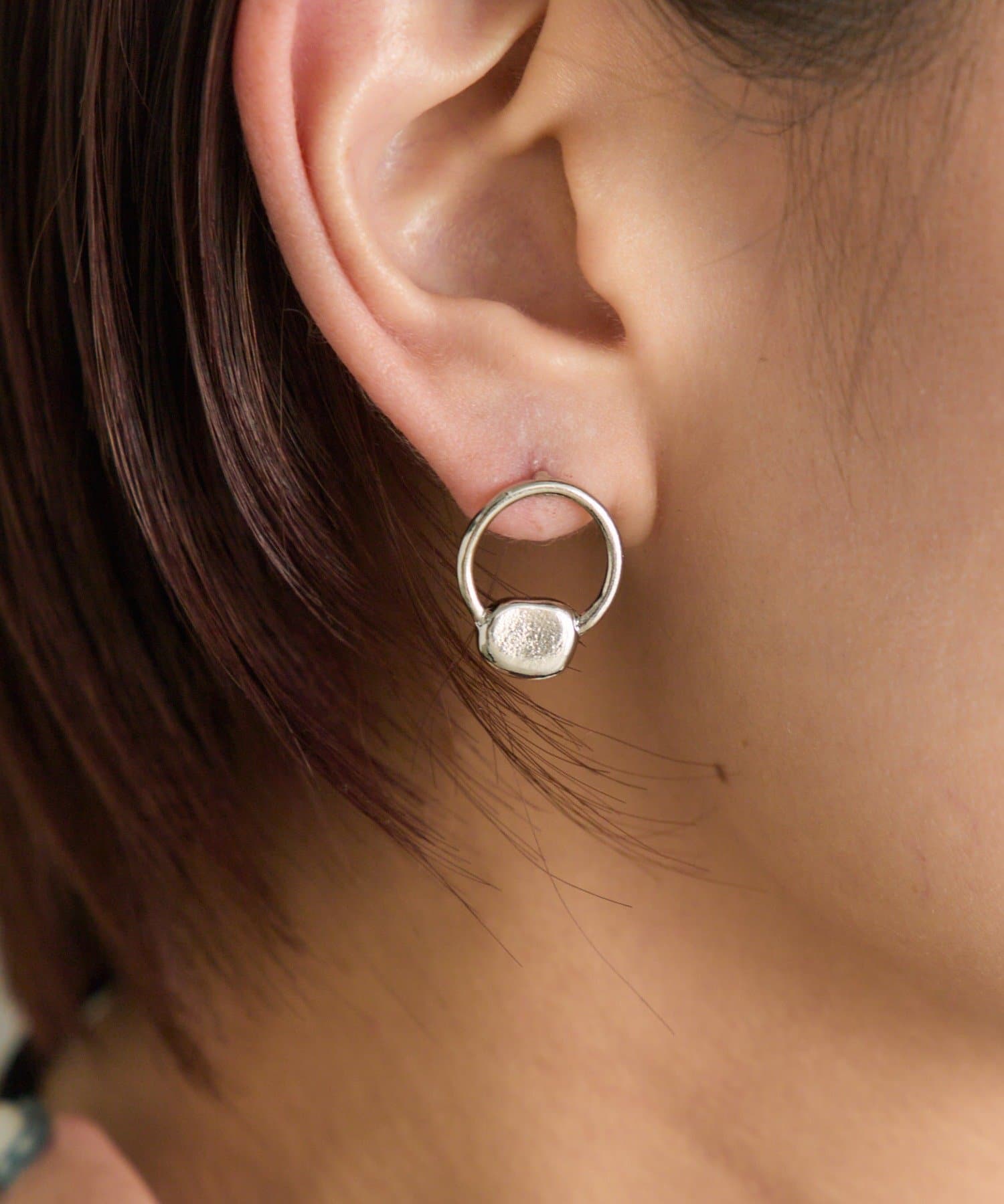 ear PAPILLONNER(イア パピヨネ) 【beq Pettina(ベック ペティーナ)】ビーンズサークルピアス