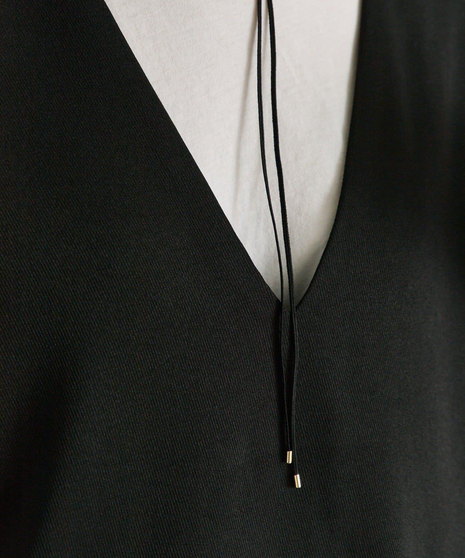ear PAPILLONNER(イア パピヨネ) 【beq Pettina(ベック ペティーナ)】シルクコードY字ネックレス