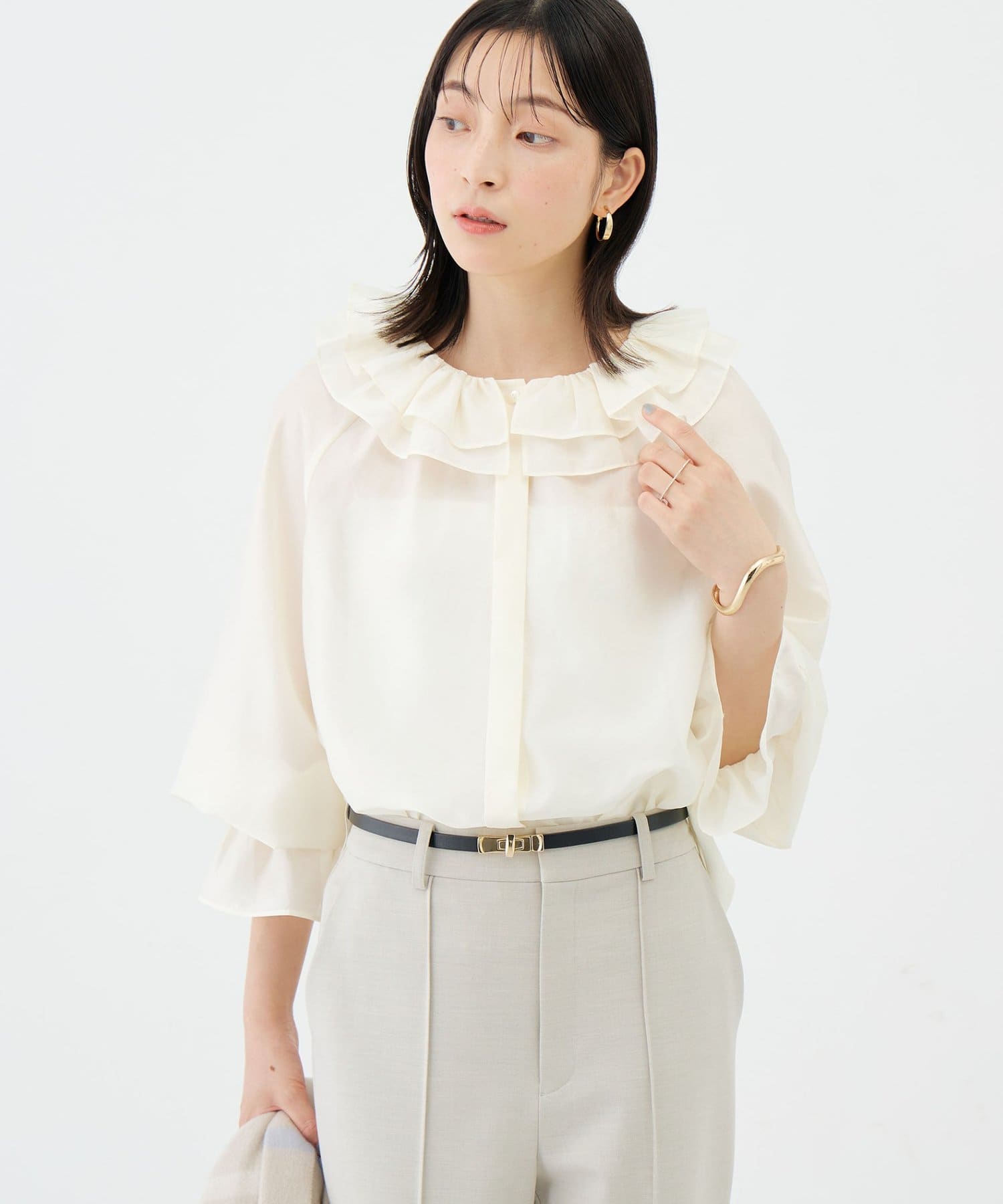 NOLLEY'S(ノーリーズ) ウォッシャブルシアーフリルネックブラウス