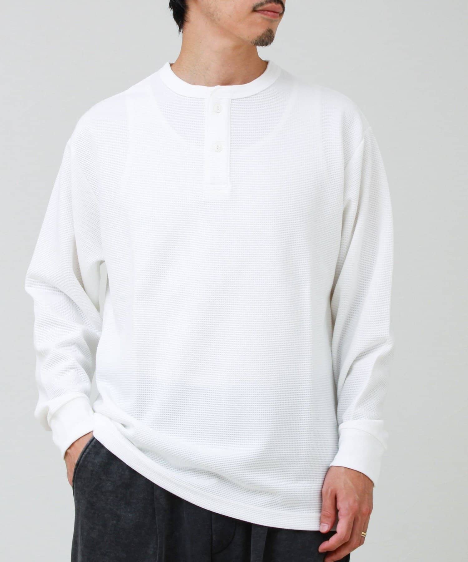 FREDY & GLOSTER(フレディ アンド グロスター) ワッフルヘンリーネックロンＴ